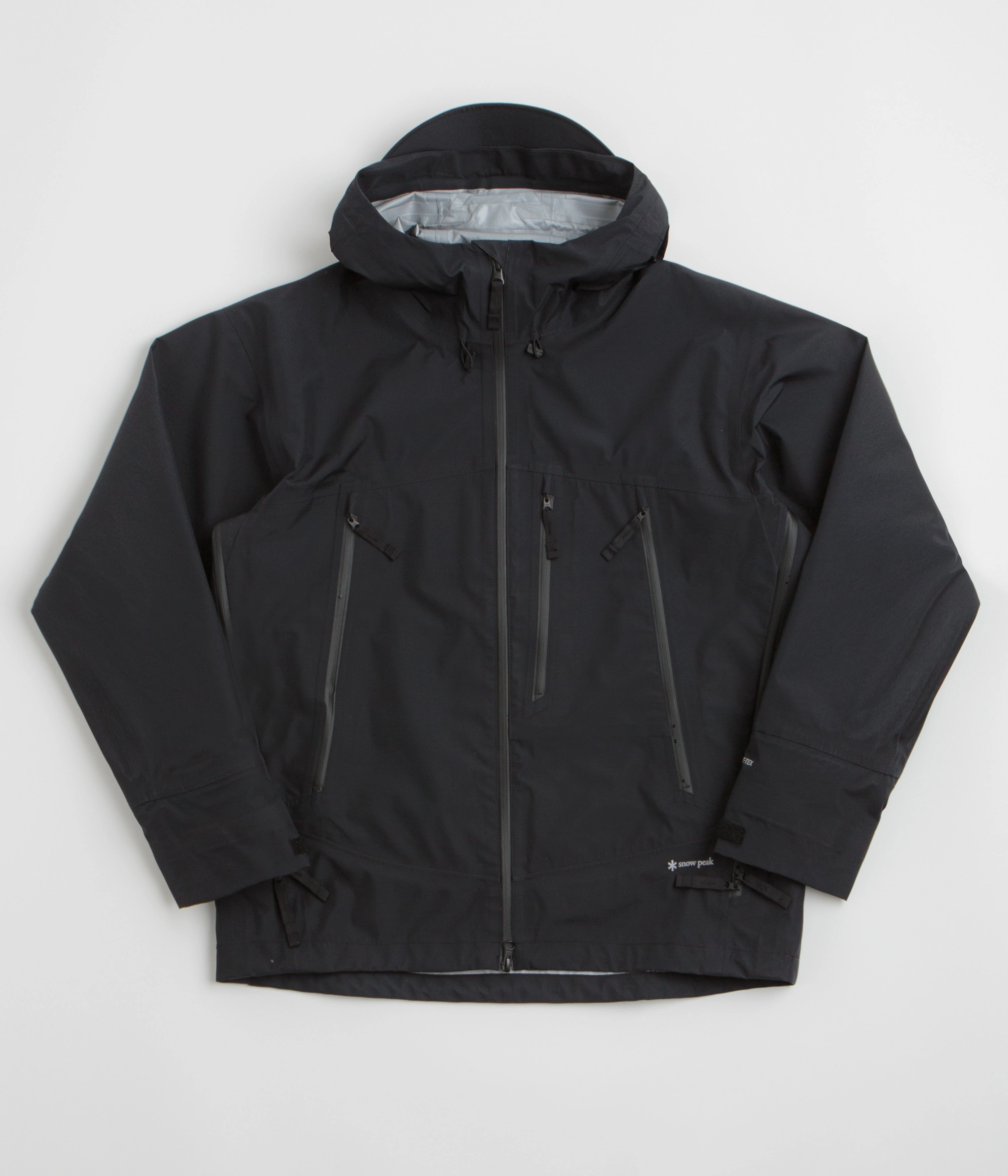 suitable for modeling Quick Zip Snow Peak Gore-Tex Rain Jacket - Black