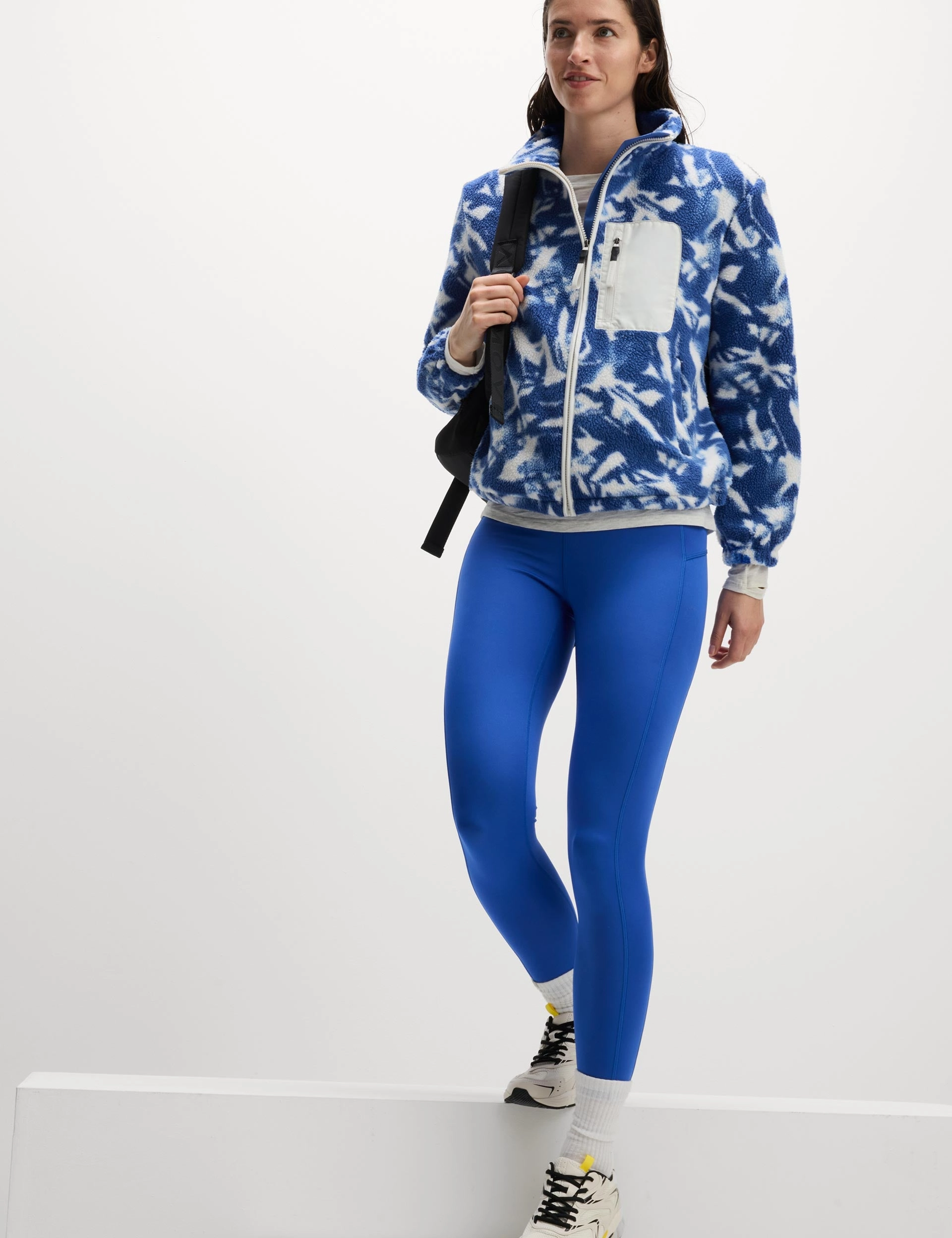 Long Lasting Shape Retention Contemporary Fit Borg Printed Funnel Neck Zip Up Fleece Jacket - Blue/White