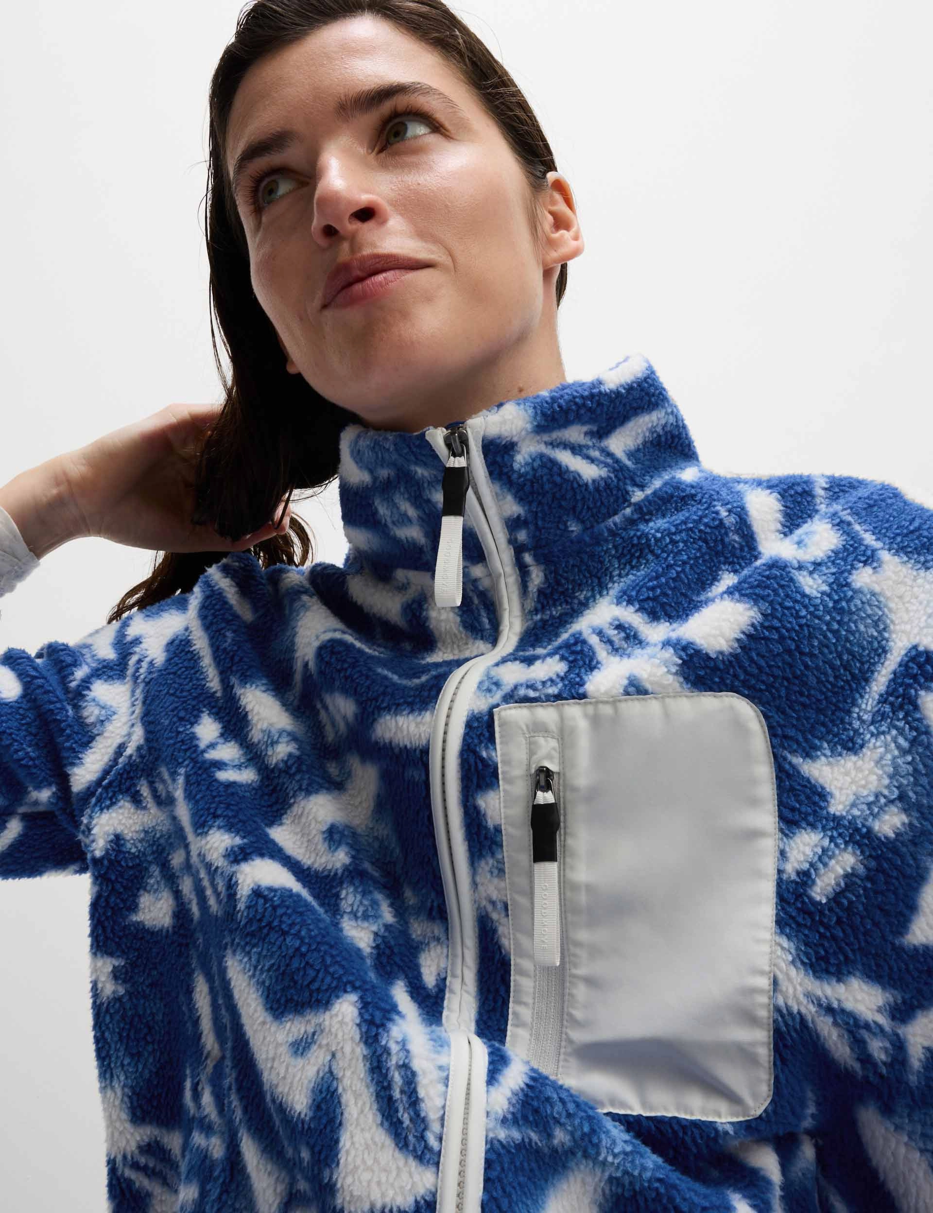 Zippered Vents Borg Printed Funnel Neck Zip Up Fleece Jacket - Blue/White