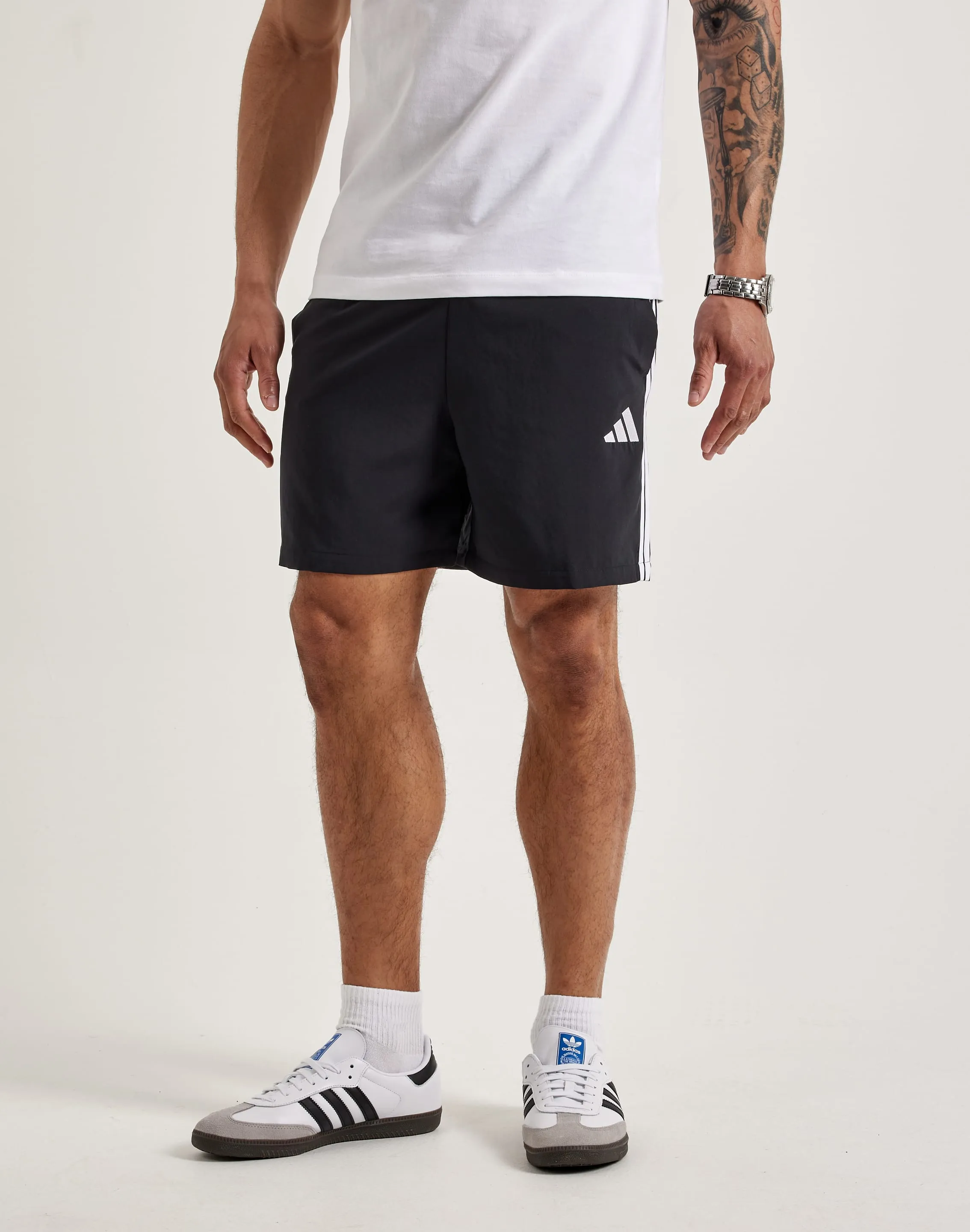 Adidas Essential 3-Stripes Chelsea Shorts NonSlipTrim