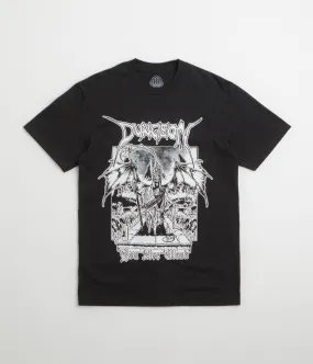 narrow legs Dungeon Grave Retreat T-Shirt - Black