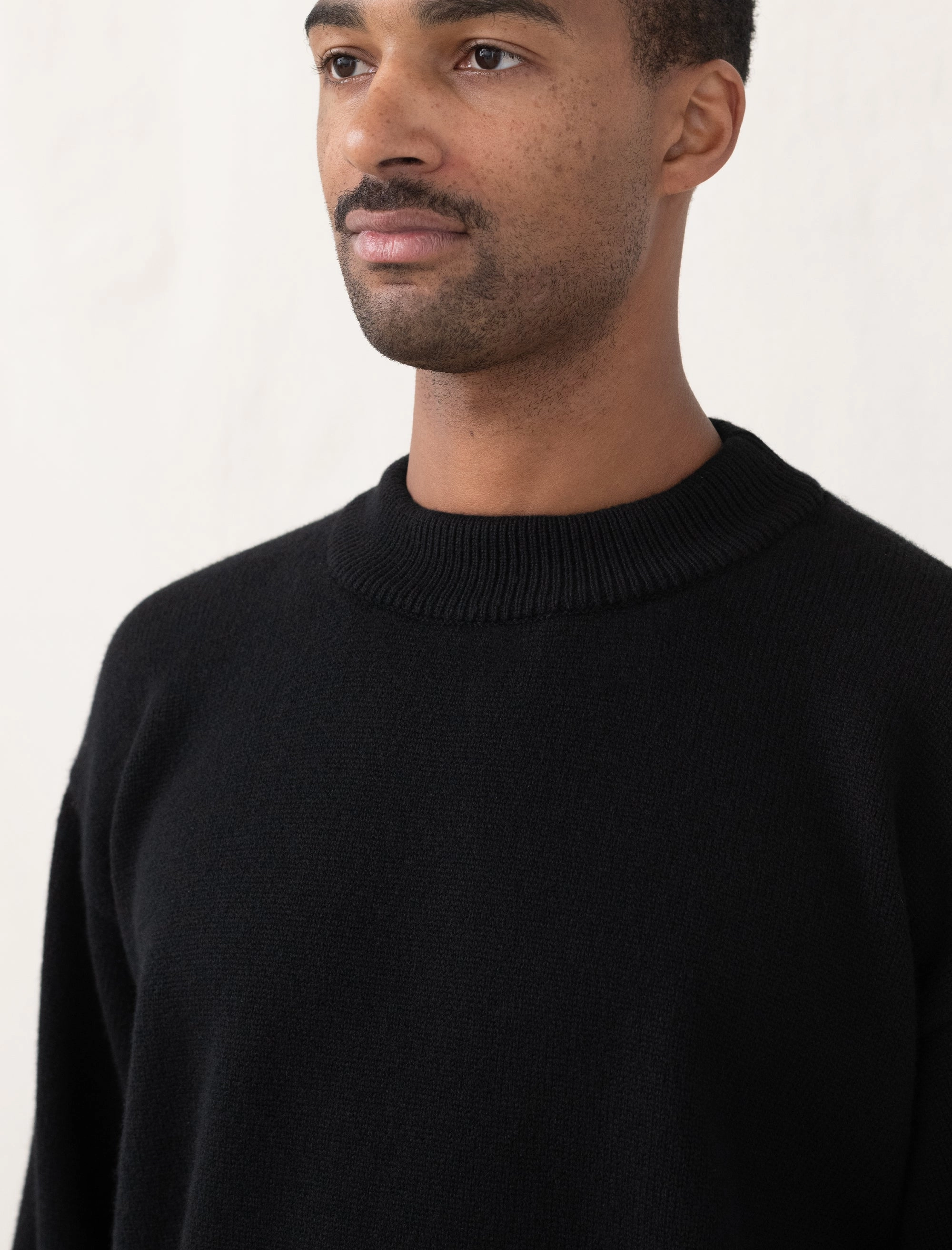 Source Sweater (Black) Tencel Cotton Hybrid Weave Stretchable Material
