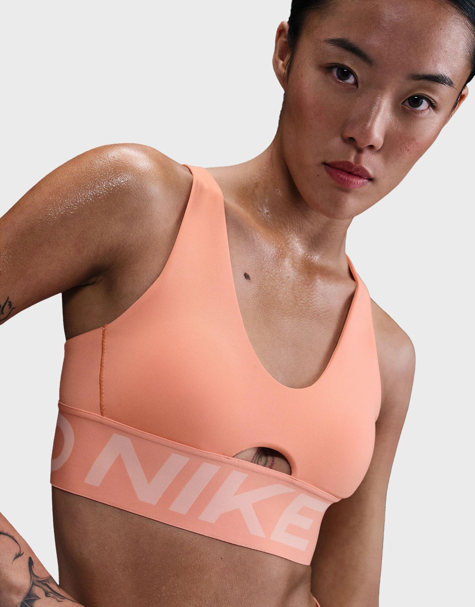 Loose fit seams Sports Bra