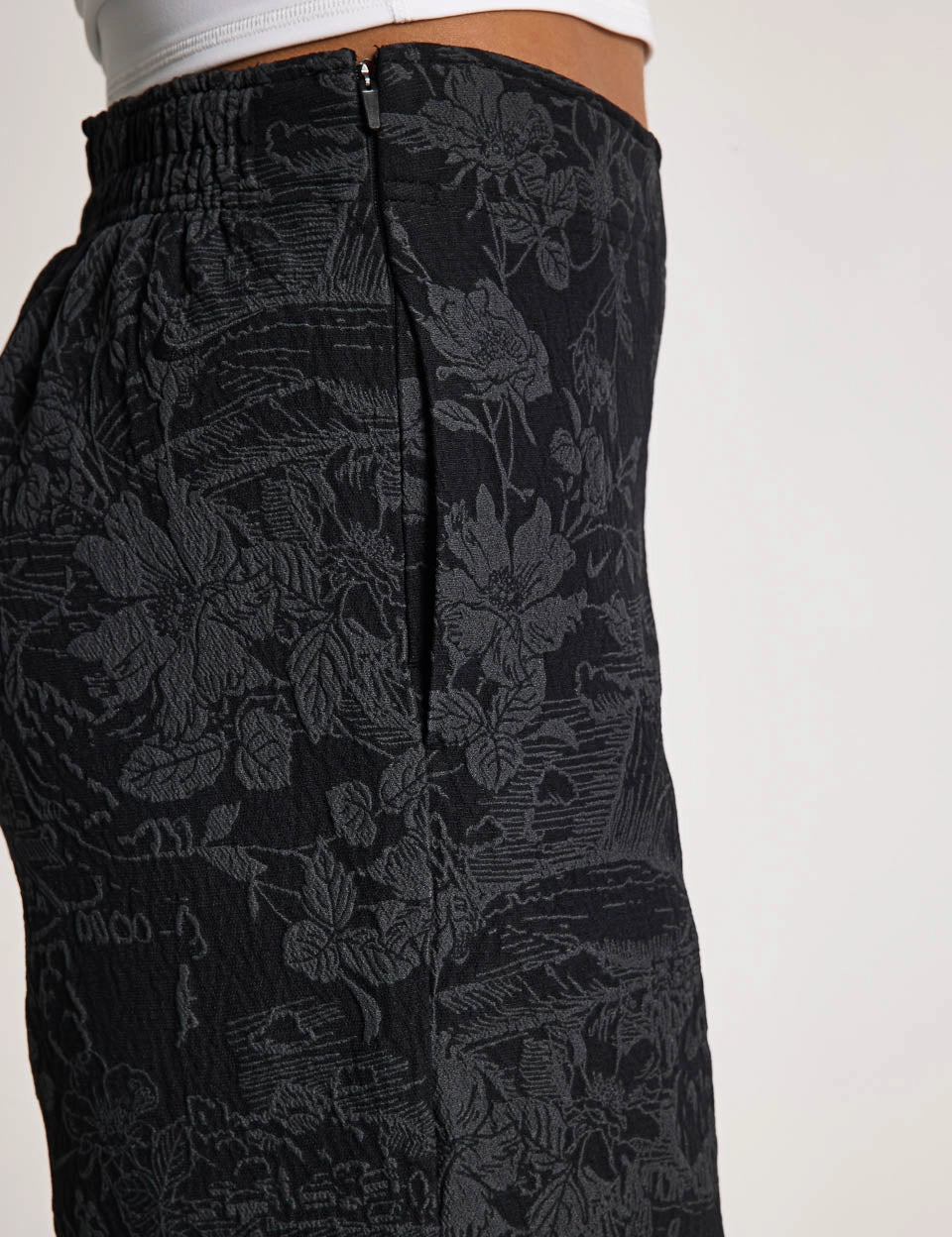 ShrinkproofMaterial High Waist Elastic Waistband Sportswear Collection Jacquard Track Pants - Black/Anthracite