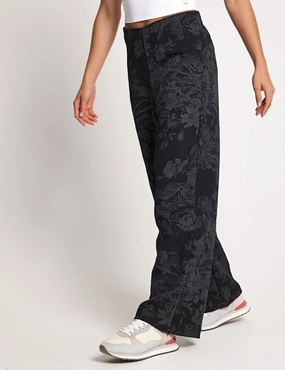 Sportswear Collection Jacquard Track Pants - Black/Anthracite Vented Leg Openings Elastic Cuff Design