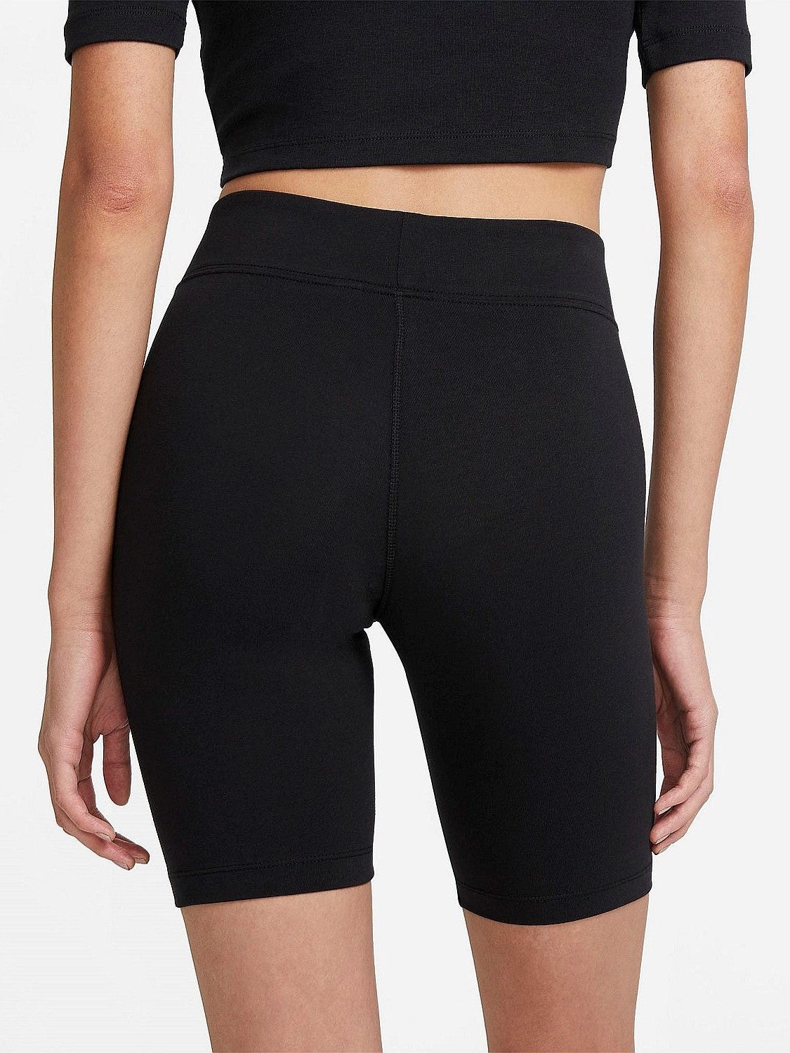 Sportswear Essential Mid-Rise Bike Shorts Ergonomic Pattern Cutting