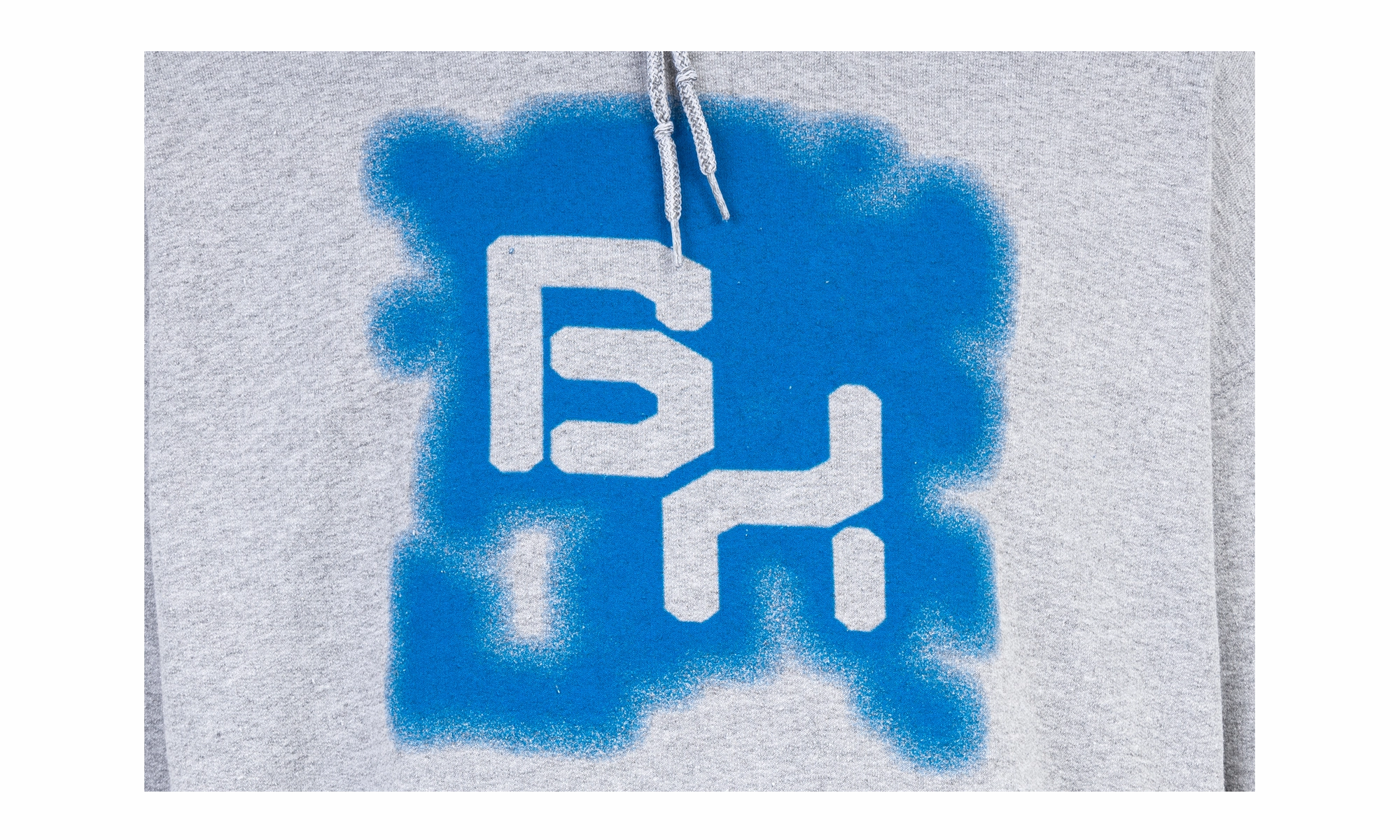 SPRAY LOGO HOODIE