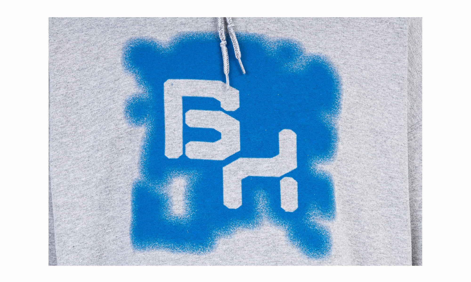 SPRAY LOGO HOODIE