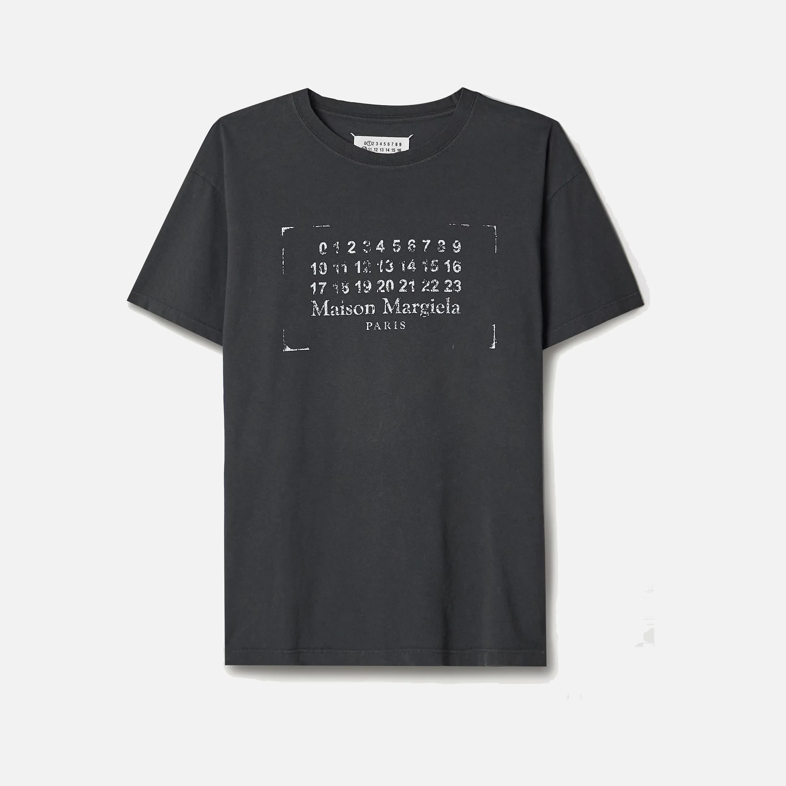 MatteFinishTexture Breathable Material STAMP LOGO TEE - BLACK