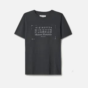 STAMP LOGO TEE - BLACK Hero Tale