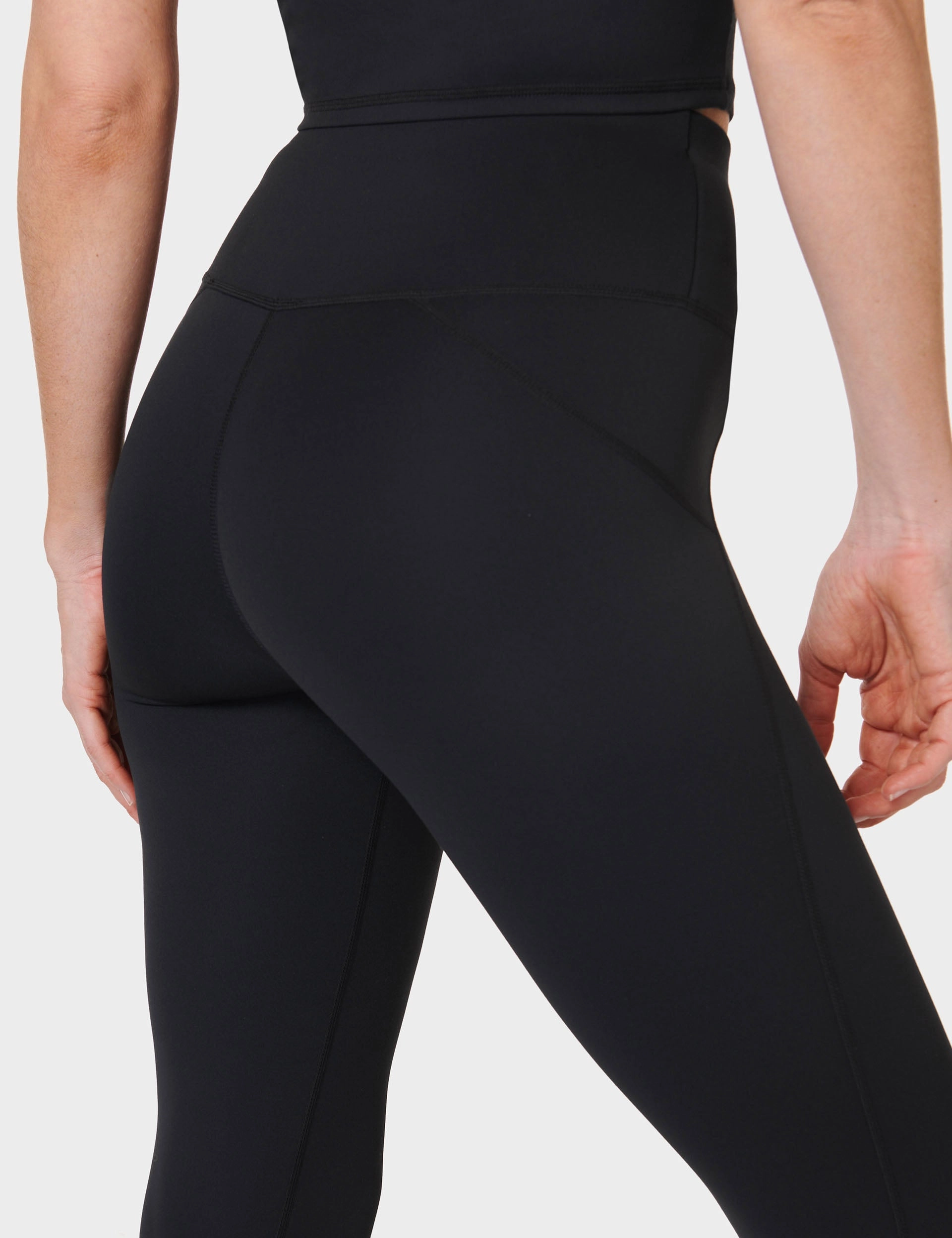 Temperature Regulating Fabric All Day 7/8 Leggings - Black