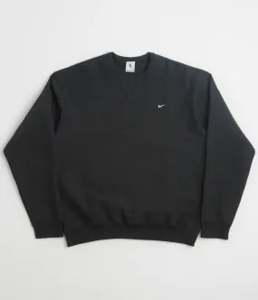 Plus Size logoed Nike Solo Swoosh Crewneck Sweatshirt - Black / White / White