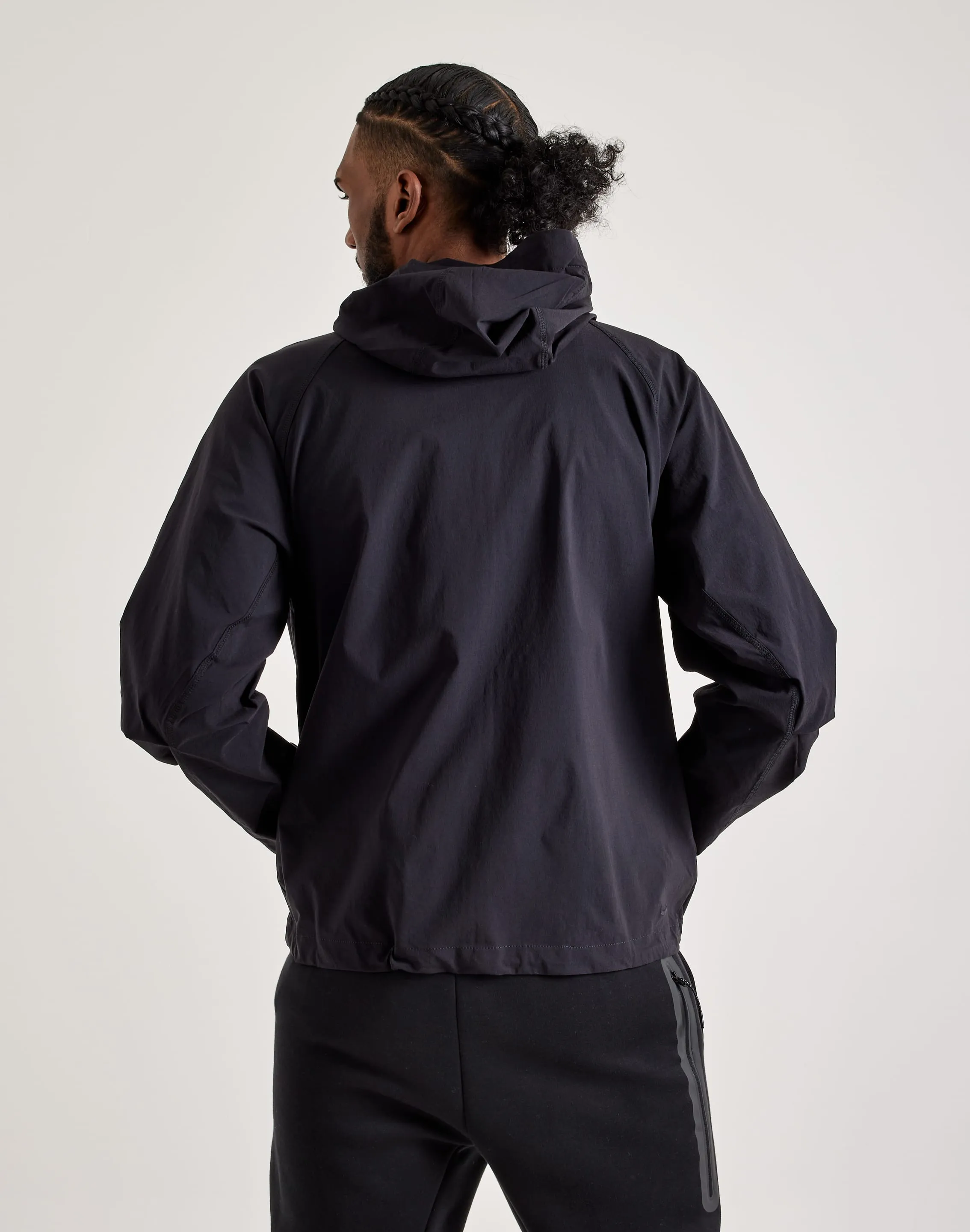 Nike Tech Woven Jacket Permanent Crease