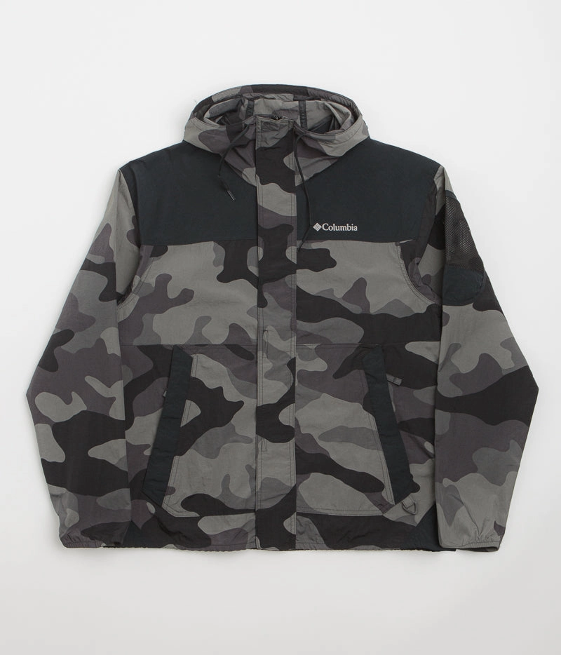 Columbia Challenger II Novelty Windbreaker Jacket - Black Mod Camo / Black Standard Quilted Stitching