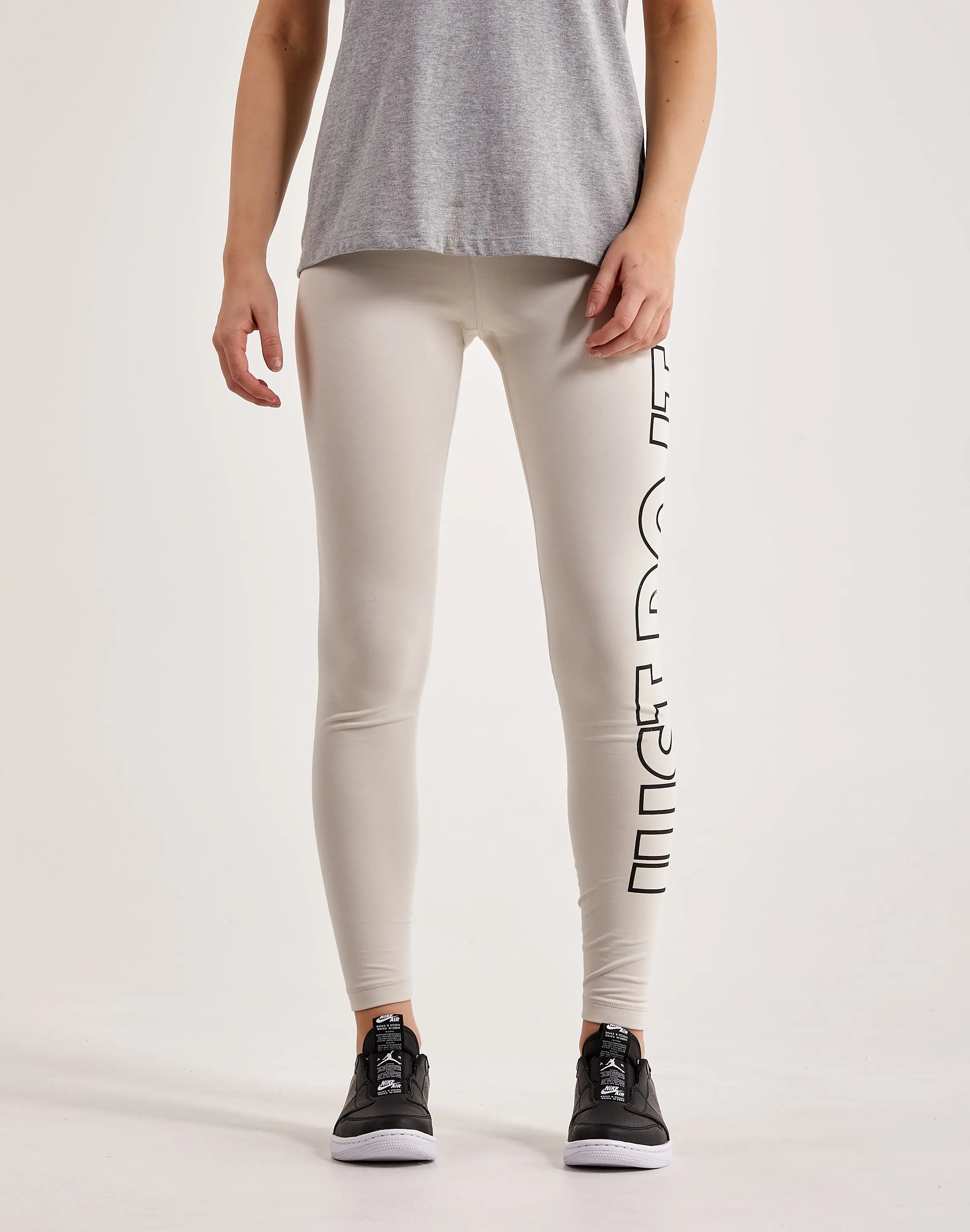 Snow Core AntiStatic Cloth Nike Classics High-Waisted Leggings