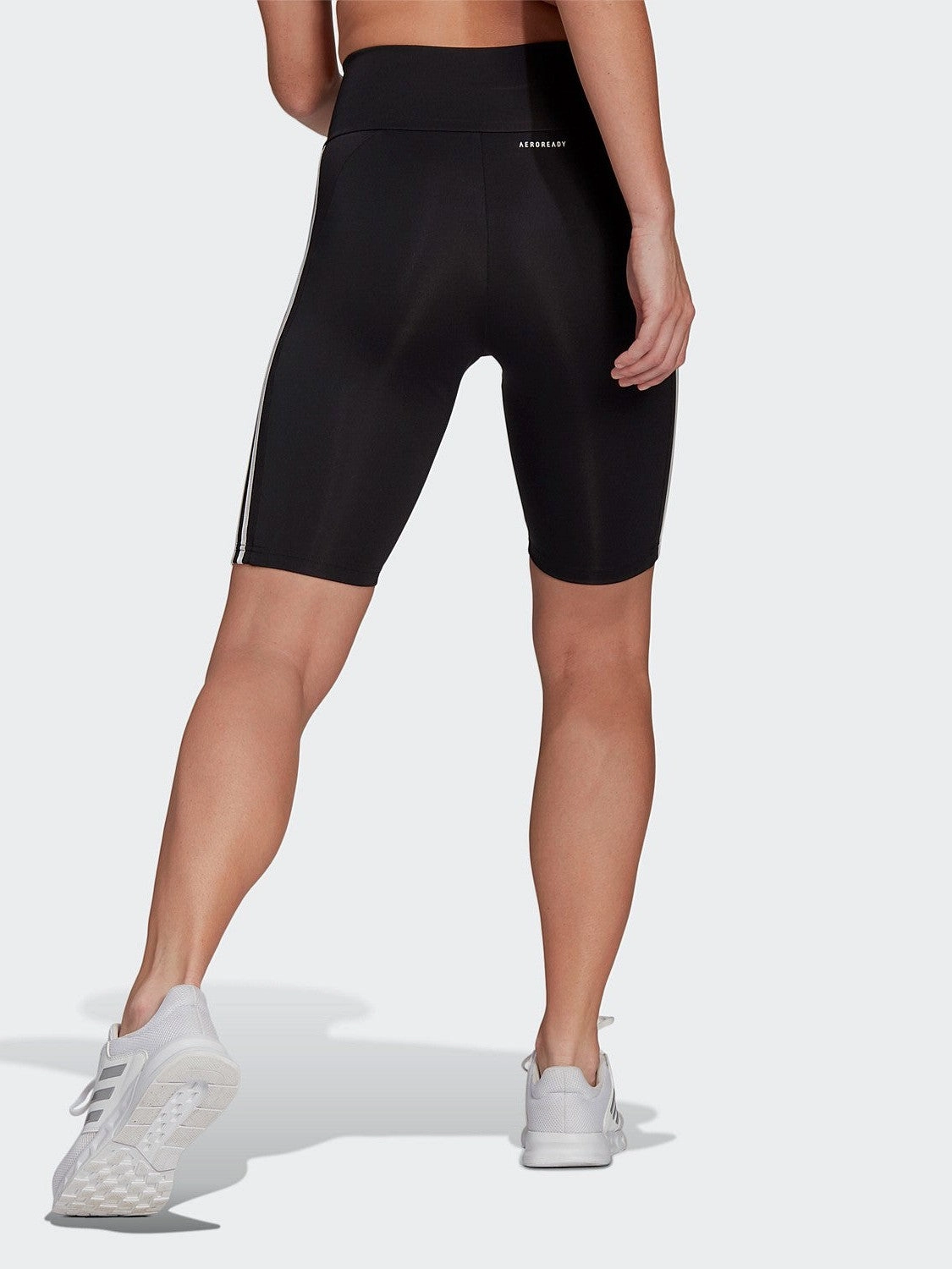 Travel Comfort Designed to Move High-Rise Short Sport Tights