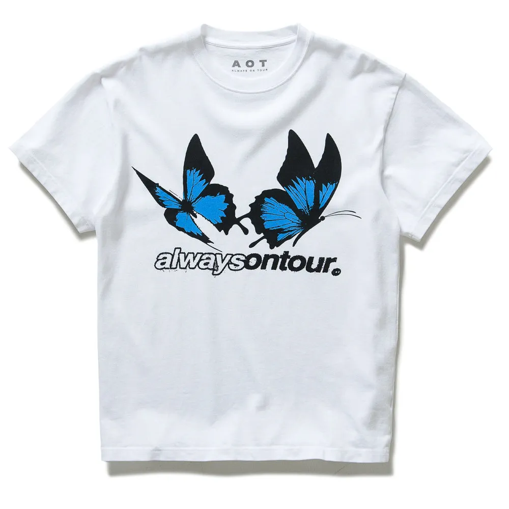 Always On Tour Evolve Tee - White leggings silhouette