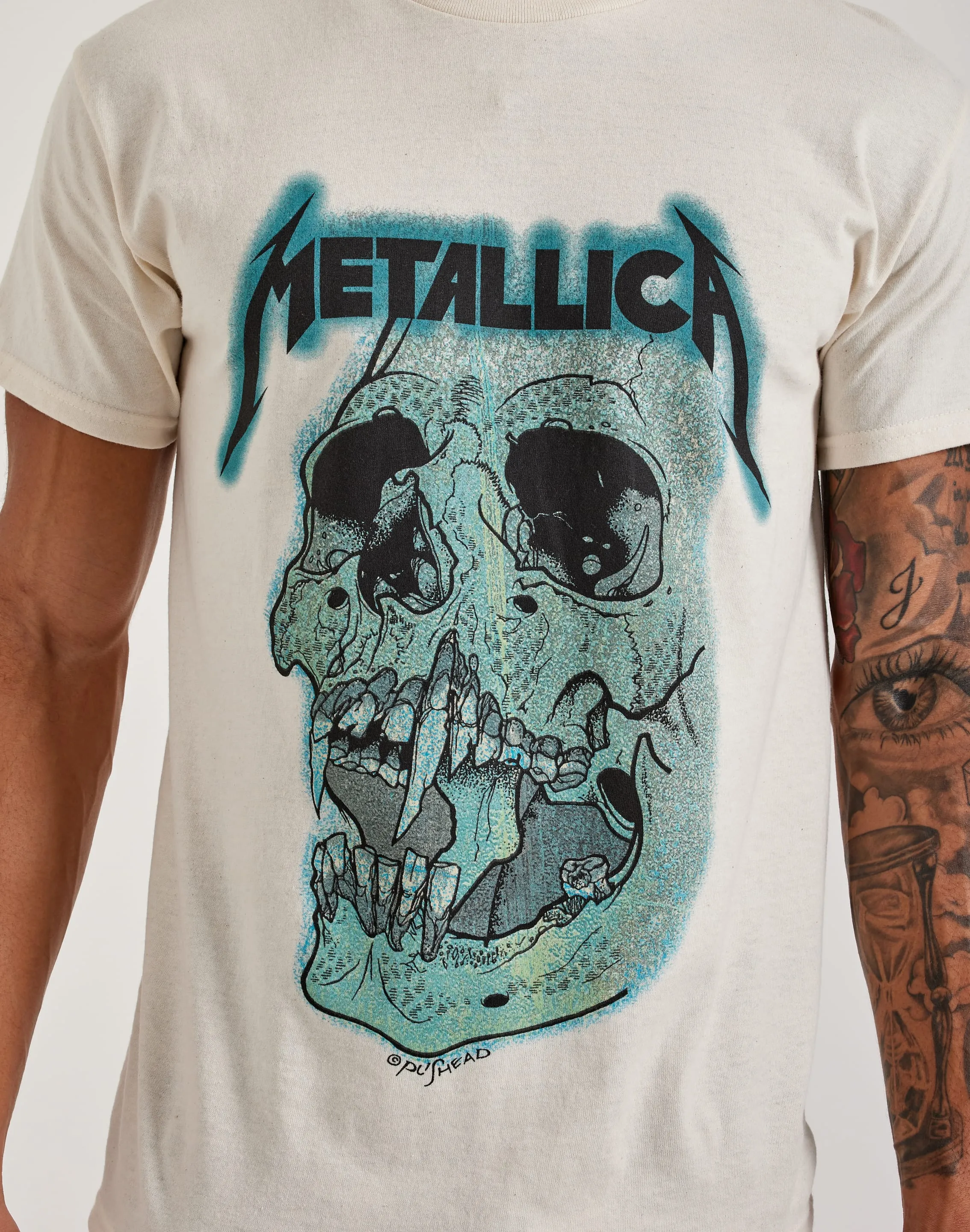 Saga Vibe Merch Traffic Metallica Tee