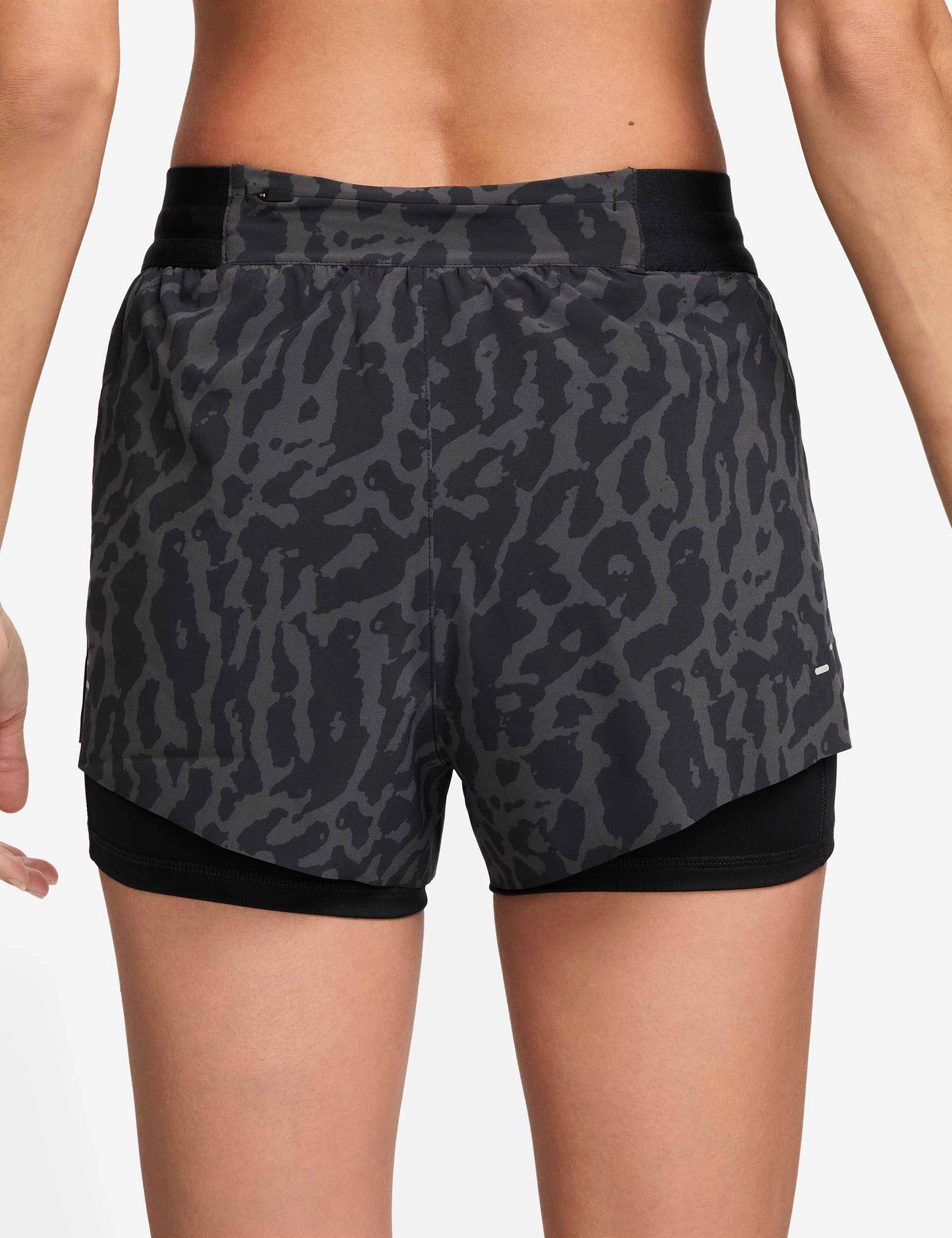 Swift Dri-FIT 2-in-1 Printed Running Shorts - Black/Reflective Silver Pocket Reinforcement Breathable Lining