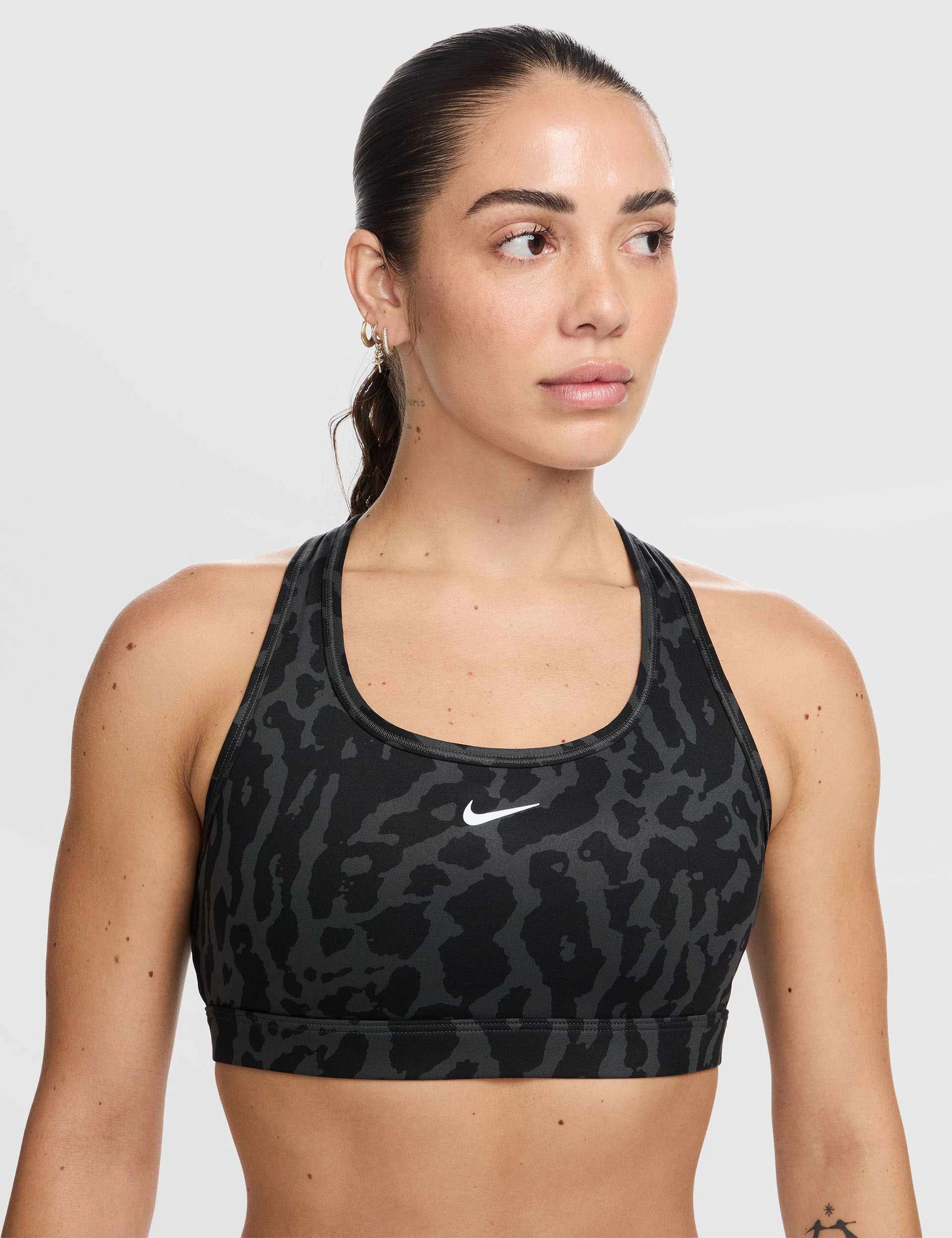 Swoosh Medium Support Printed Sports Bra - Black/Reflective Silver Pre-workout preparation Breathable Cotton