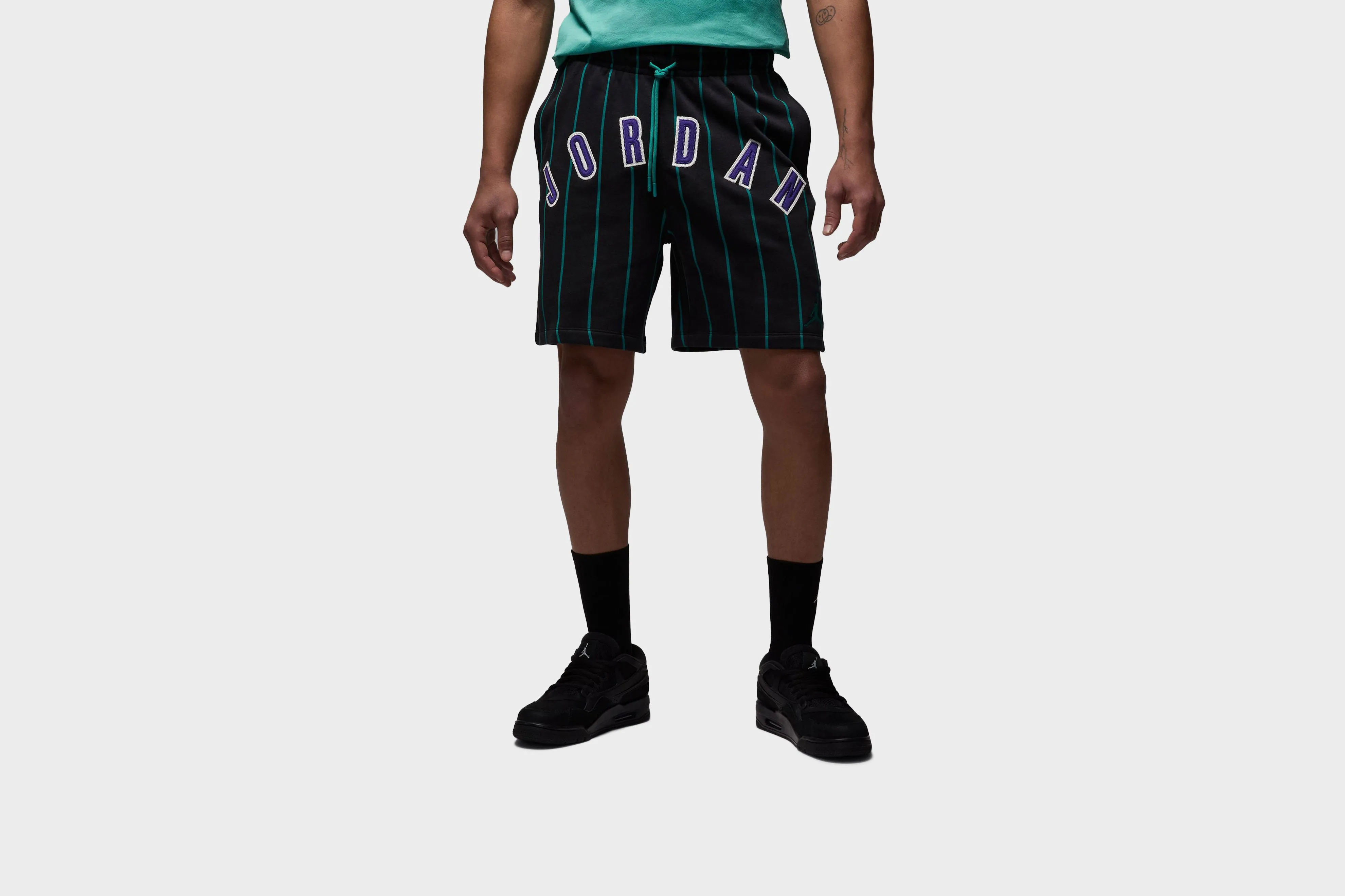 Focus Fit Cool Edge Jordan Stripe Shorts (Black)