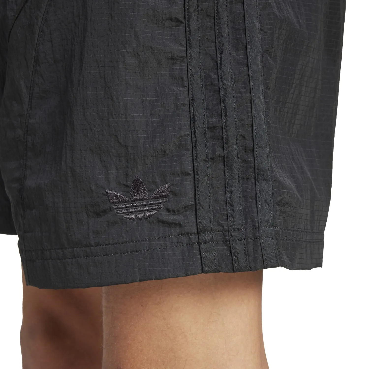 Adicolor 2000s Shorts - Mens Flight Fit Eco Wear