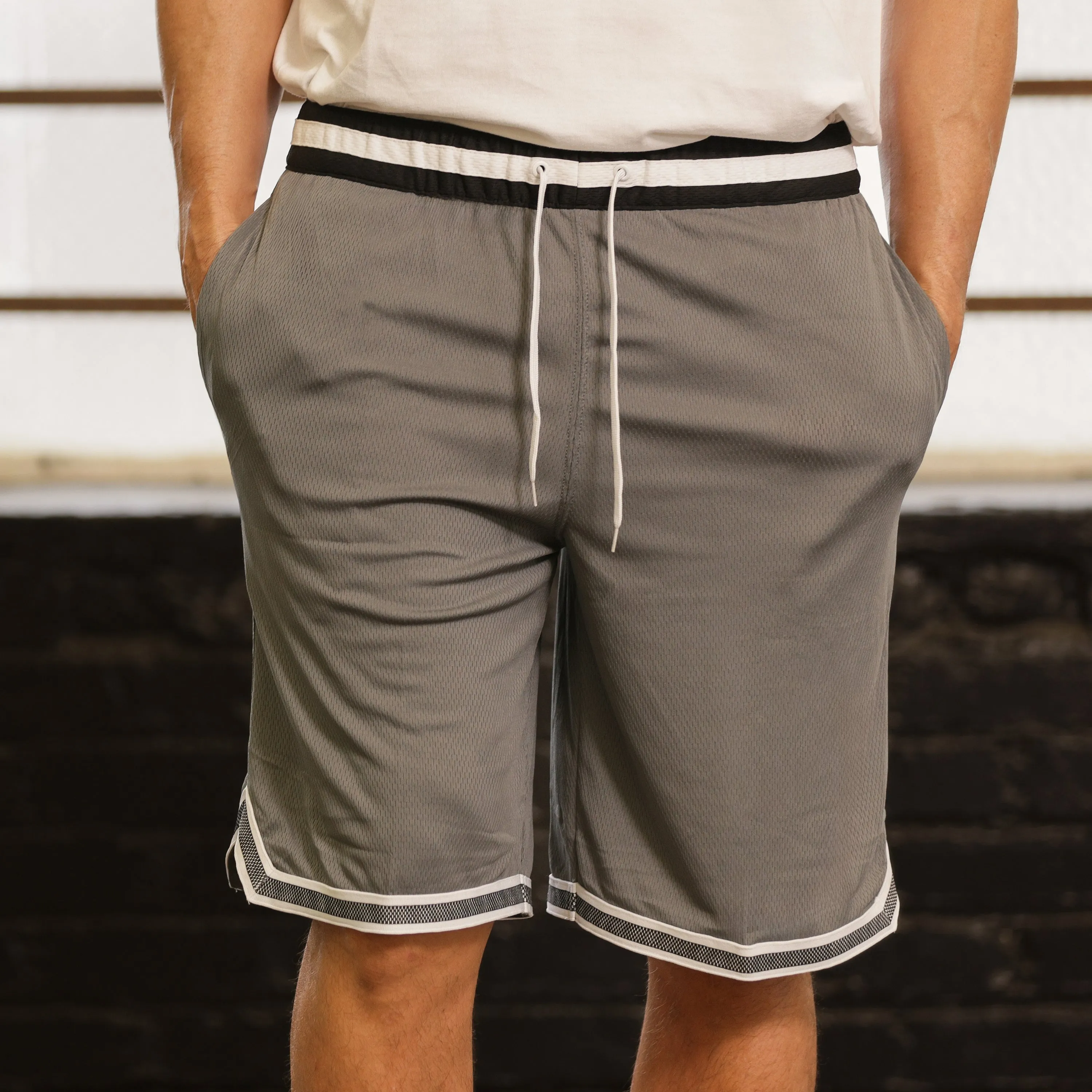 Weather Guard Lightweight insulation Basketball Short - Mens
