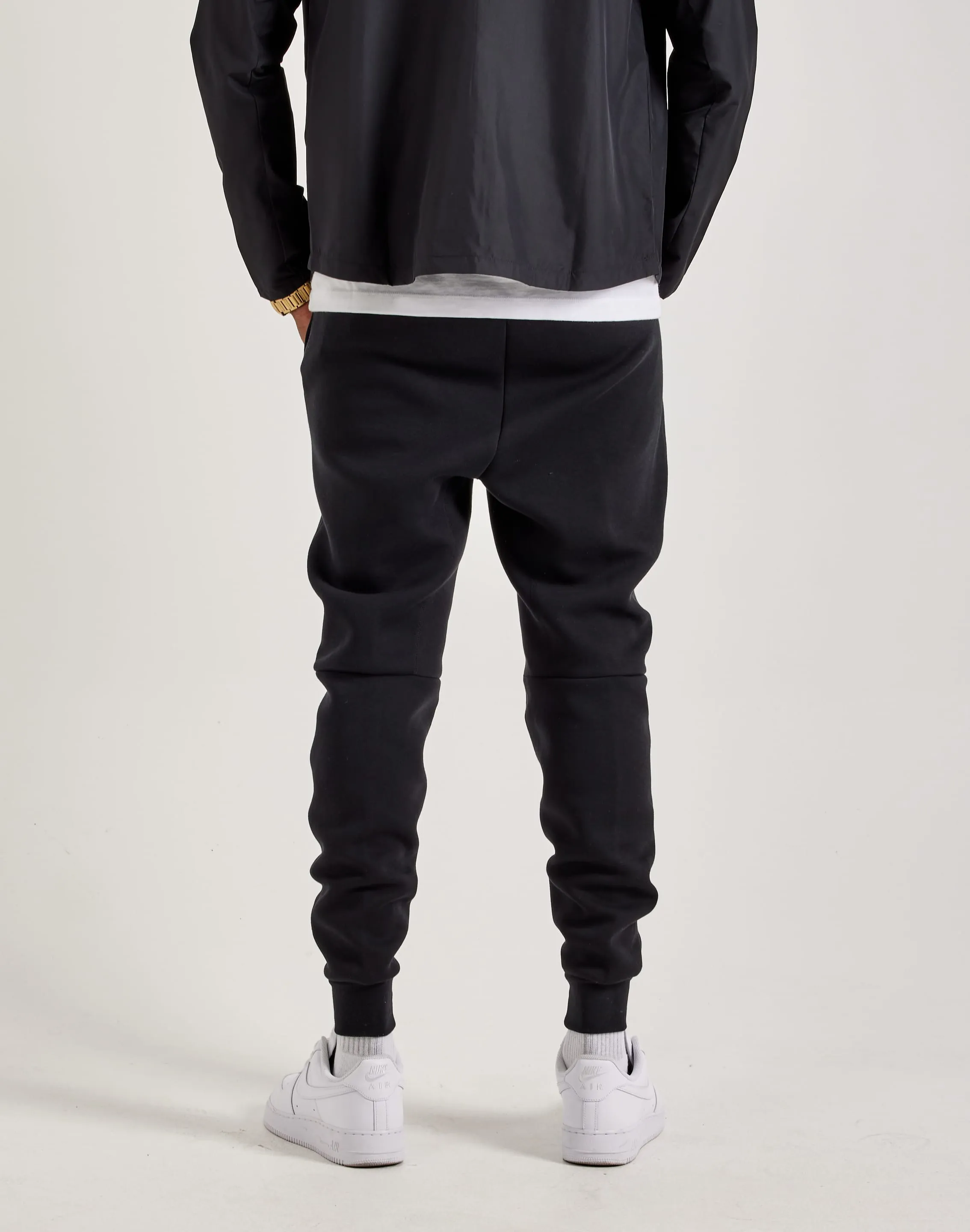 Nike Tech Fleece Slim-Fit Joggers ButterySoftTexture Polish Core