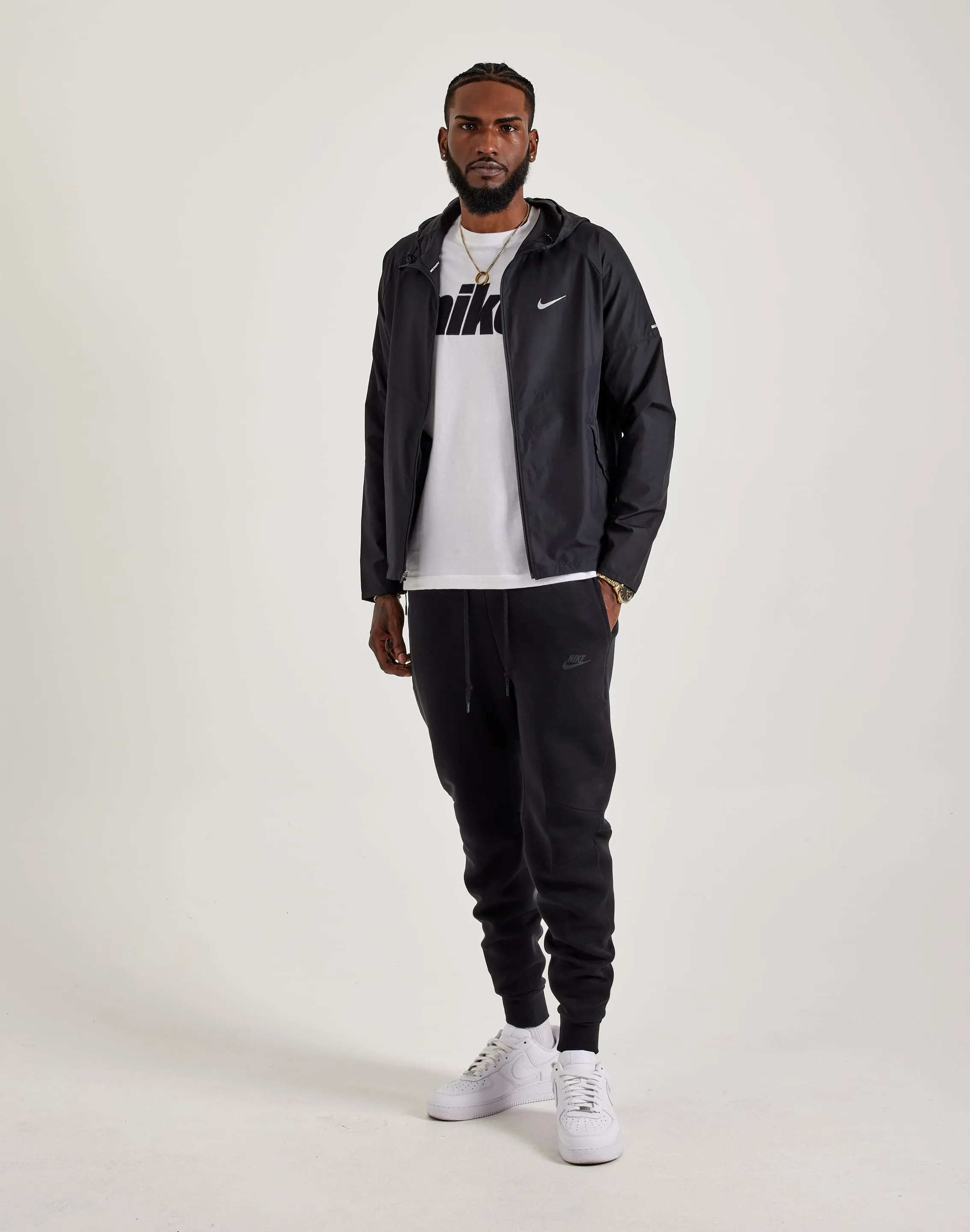 Nike Tech Fleece Slim-Fit Joggers Chic Edge