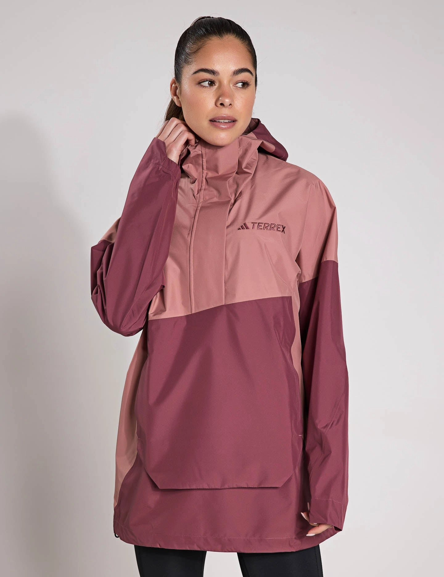 Terrex Xploric 2.5L Climaproof Anorak - Warm Clay Compact Fit Look Layer Piece