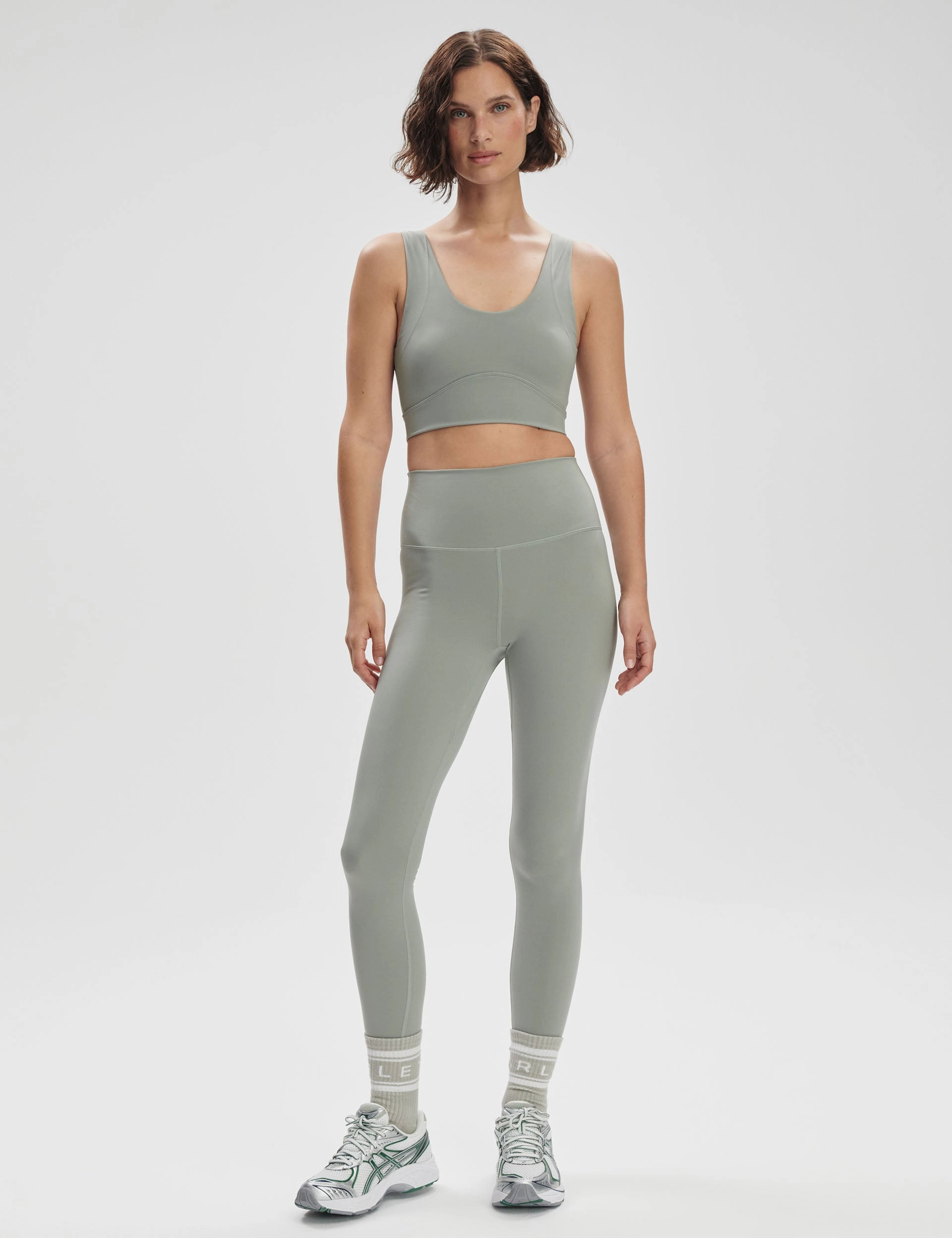 Modern Performancewear Smooth Compression The Freesoft Essi Set - Shadow
