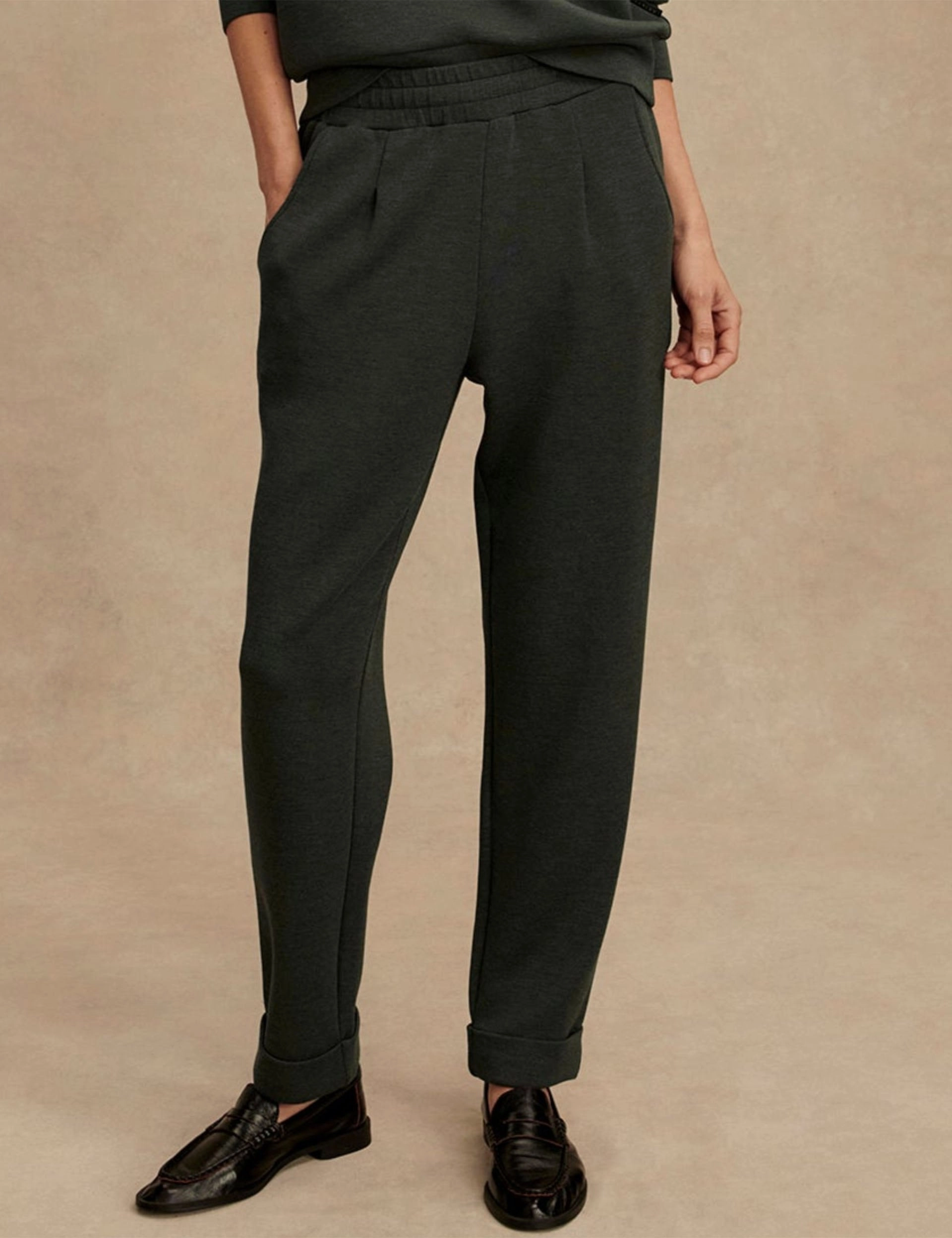 RelaxedFit The Rolled Cuff Pant 25" - Olive Marl