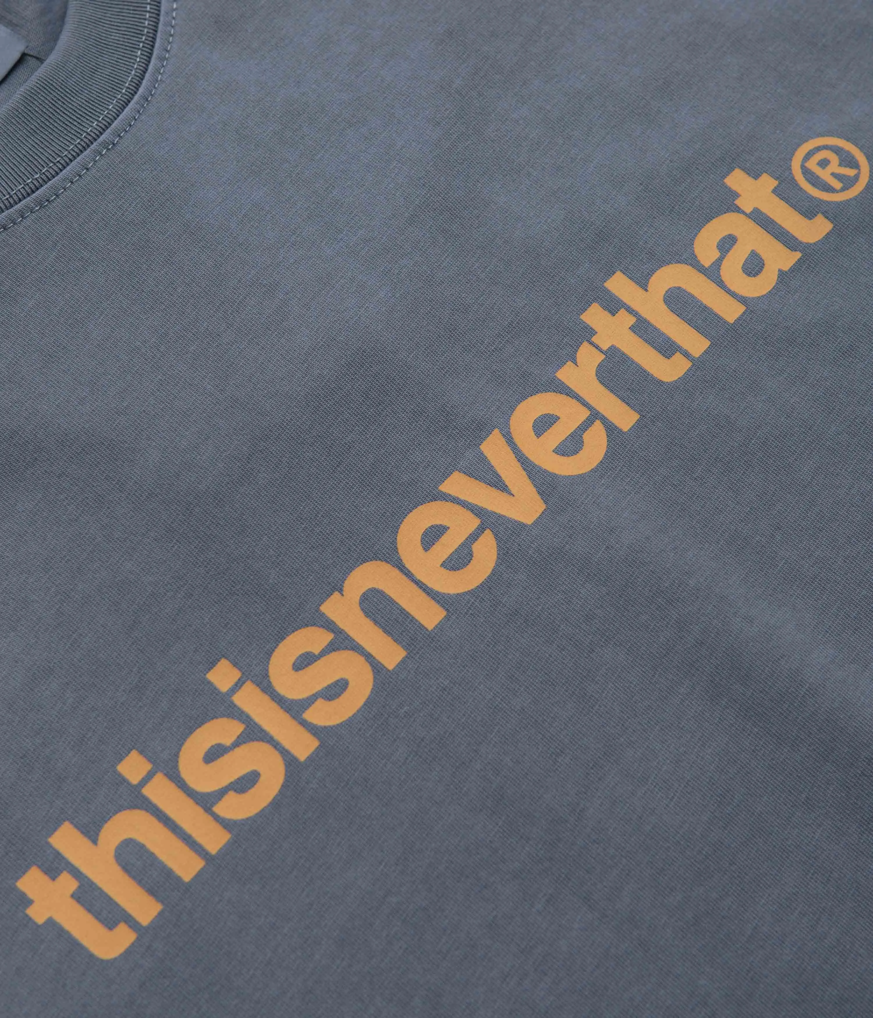 thisisneverthat T-Logo T-Shirt - Ink tie dye snowboarding event