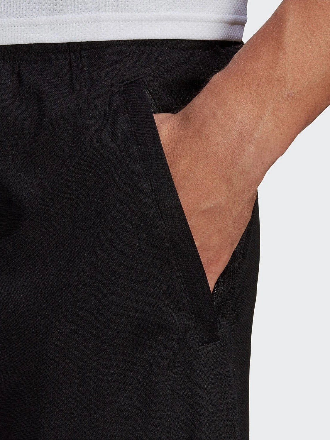 Train Essentials Logo Training Shorts Work Ready