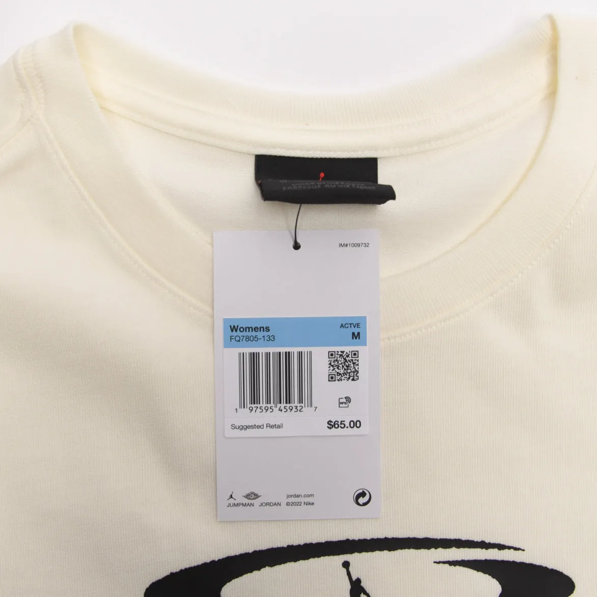 Layered Hem Details TRAVIS SCOTT X AIR JORDAN WMNS CROPPED TEE - SAIL