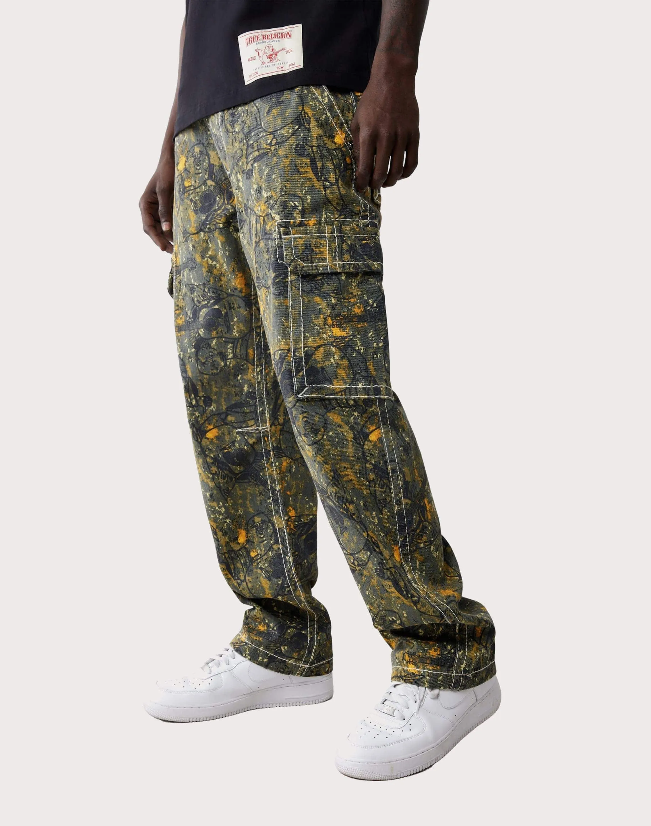 True Religion Buddha Camo Big T Cargo Pants hypoallergenic material