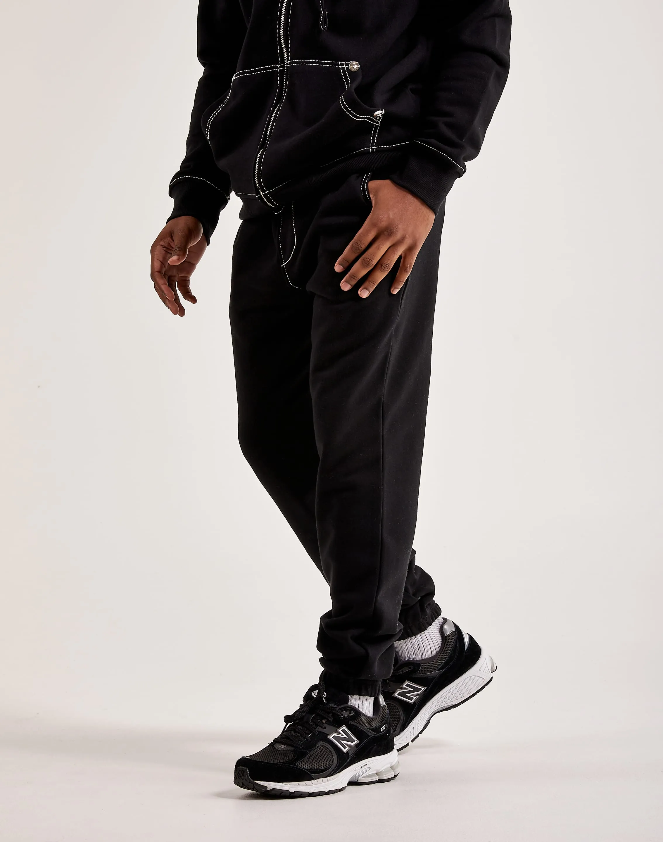 Hidden pockets True Religion Heritage Big T Joggers