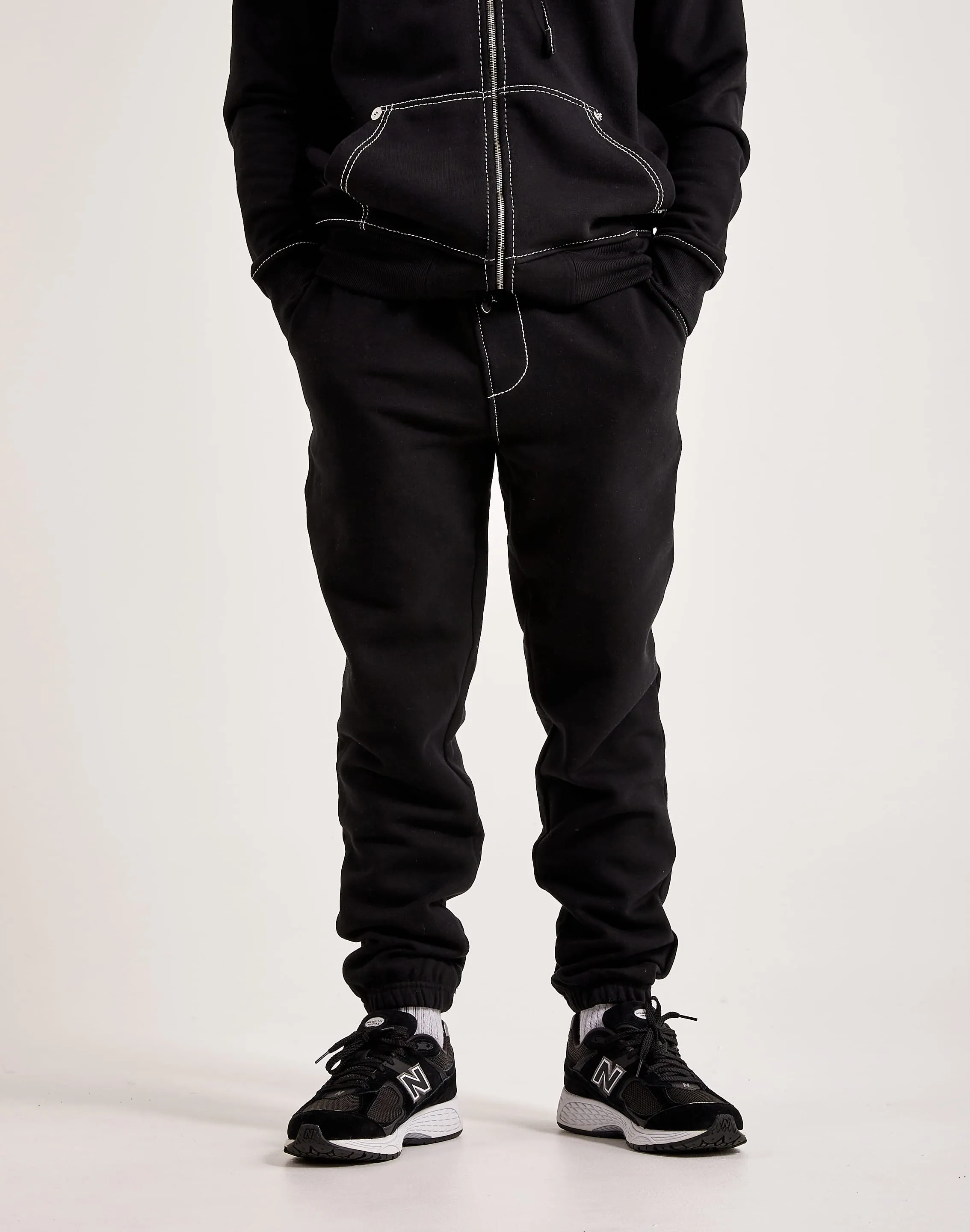 True Religion Heritage Big T Joggers MoistureWickingMaterial