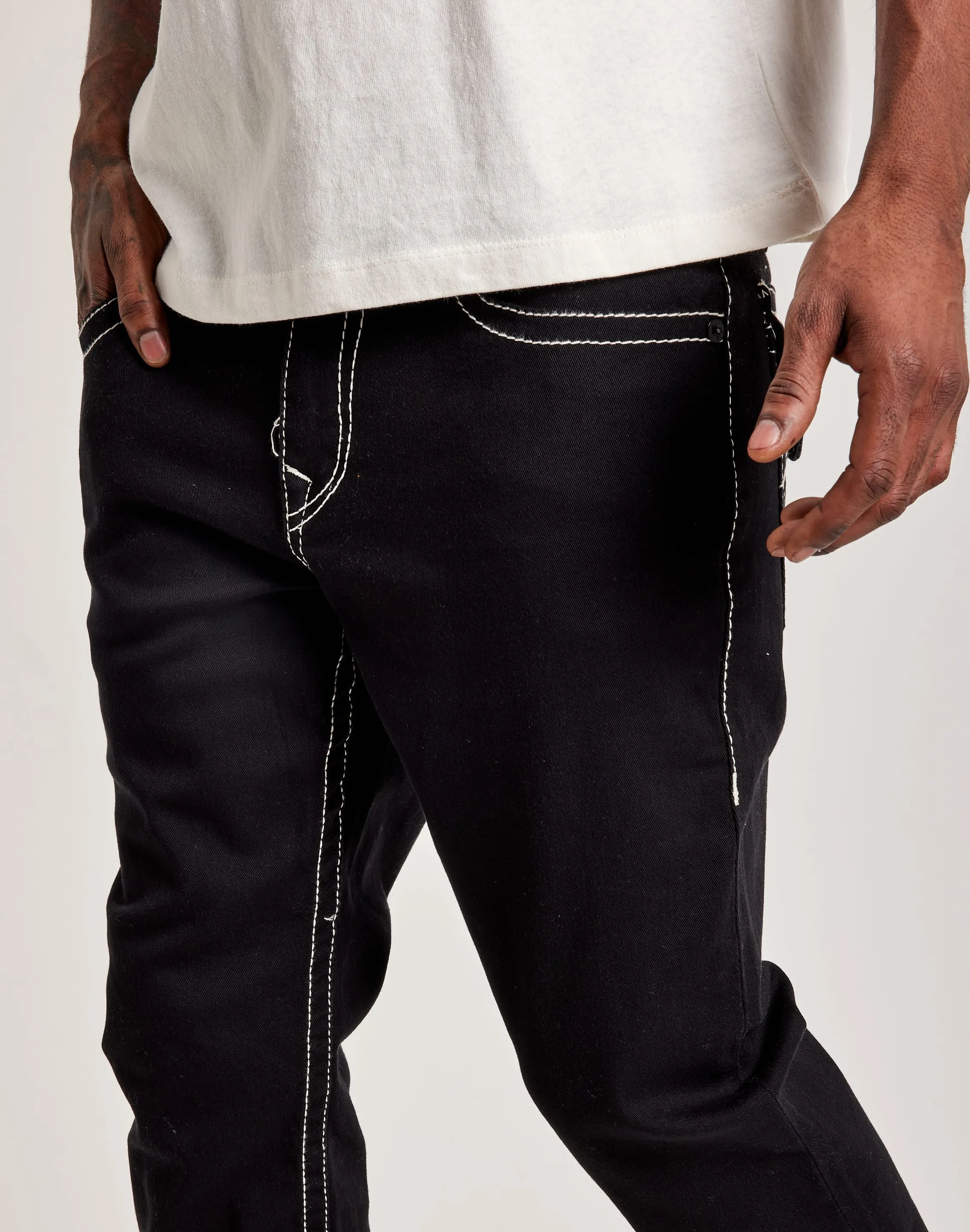 Flexible Waistline True Religion Playboy Big T Rocco Jeans