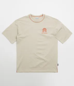 Columbia Landroamer T-Shirt - Dark Stone loose silhouette