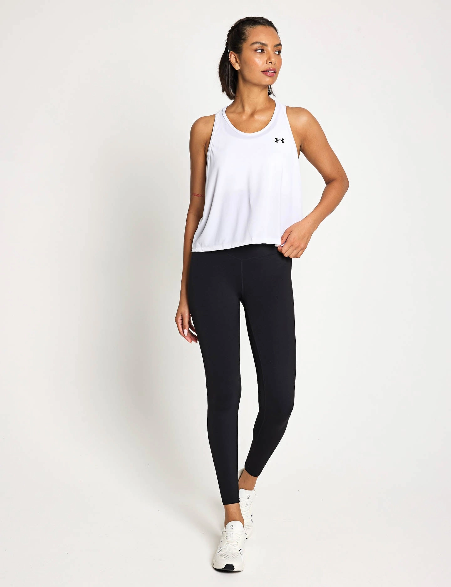 UA Tech Swing Tank - White/Black difficult to repair Thermoregulating Material