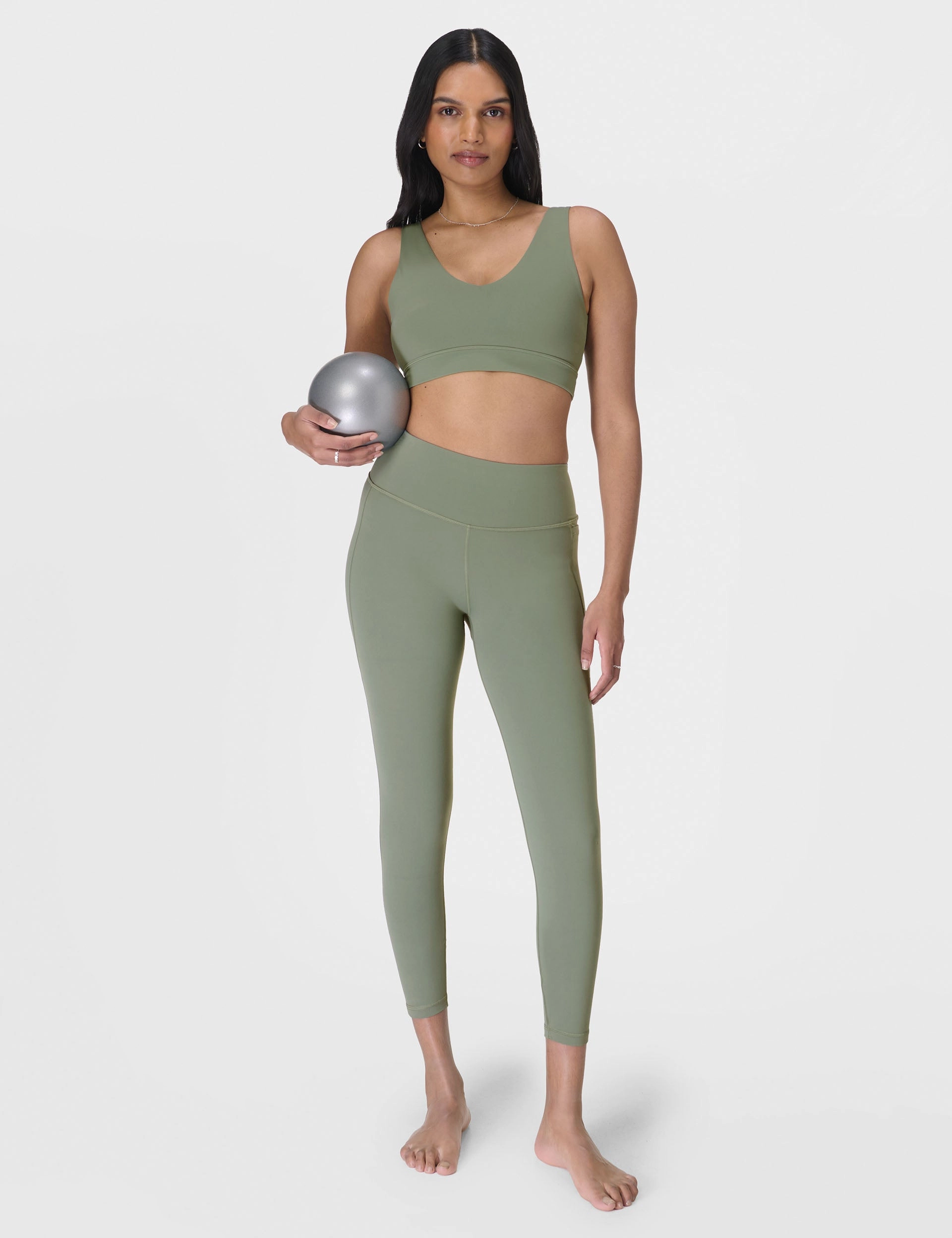 Tall size seams supportive material Ultimate Studio Voop Bra - Willow Green