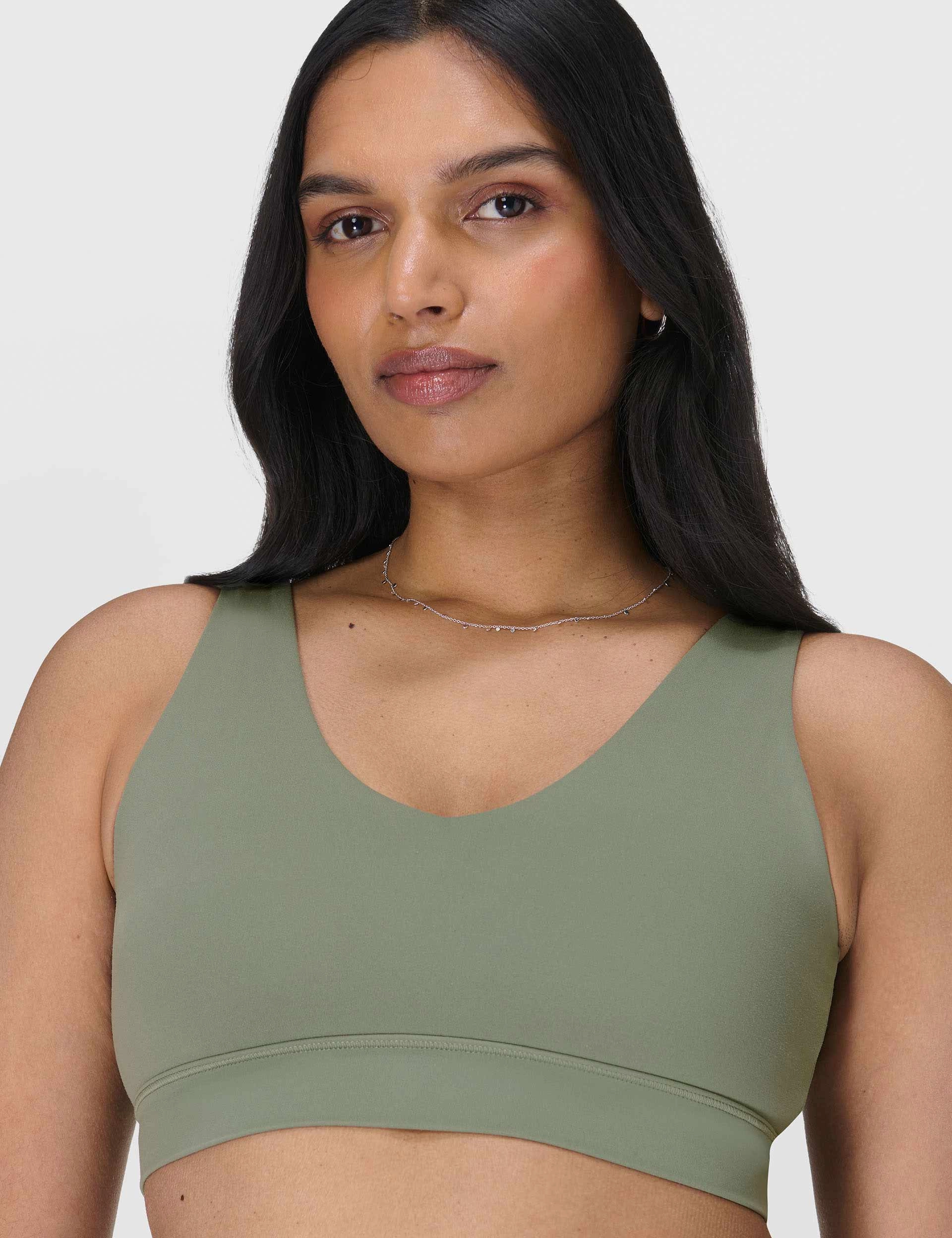 Classic activewear Ultimate Studio Voop Bra - Willow Green