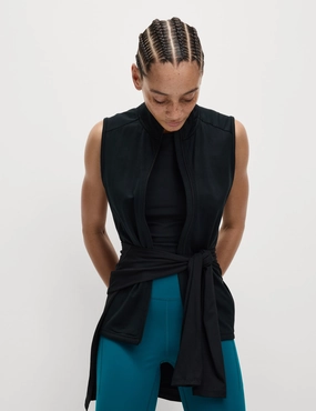 Ultraheat Zip Up Running Gilet - Black Compressed Packing Design Non Iron Fabric Tech