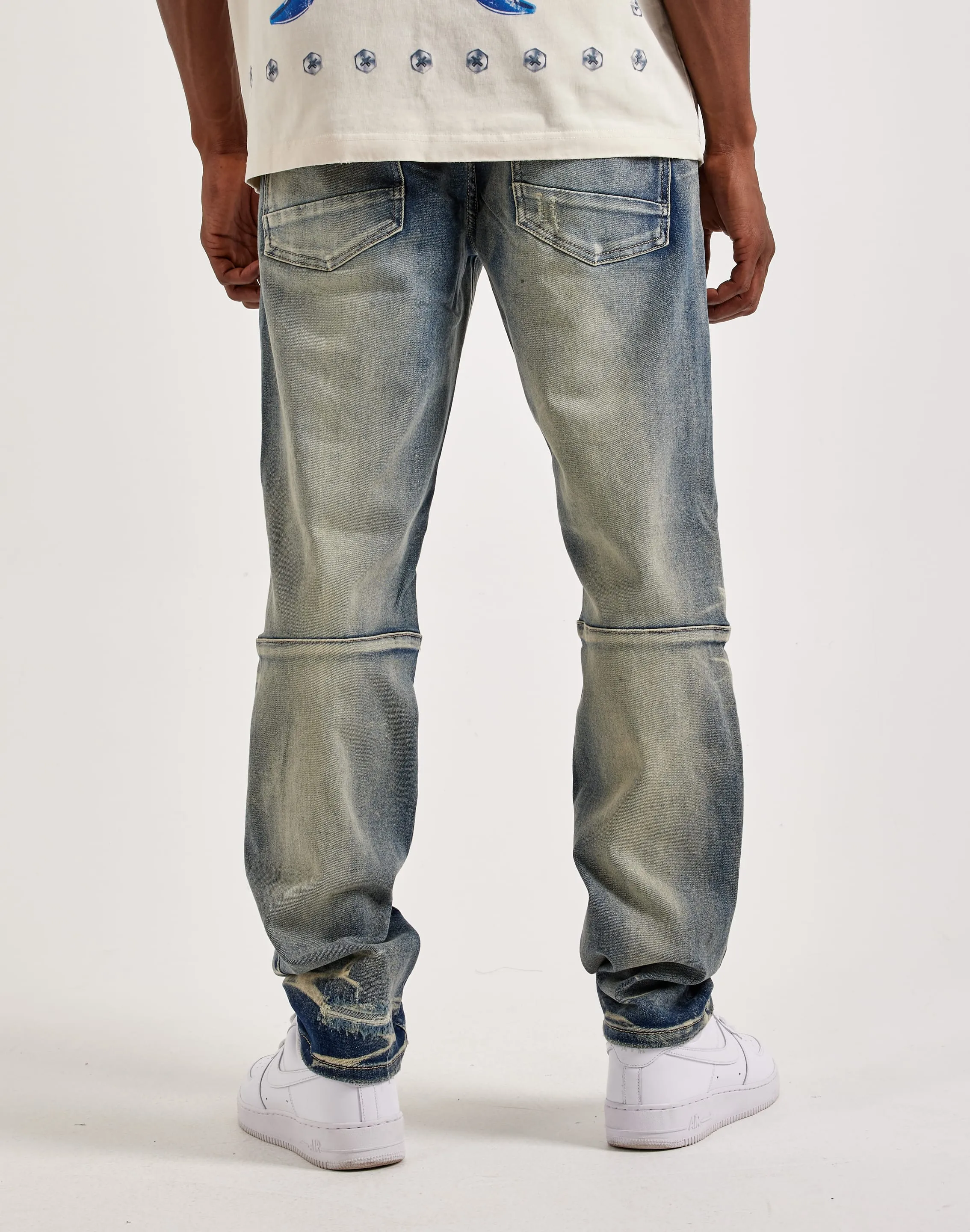 Flight Fit Flexible Waistband Smoke Rise Distressed Slim Jeans