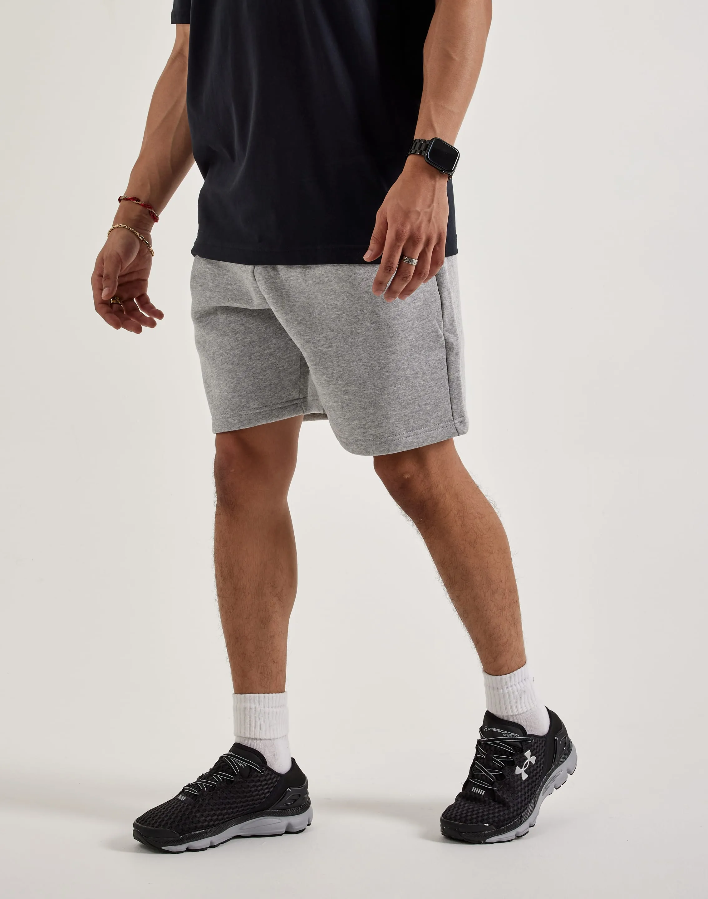 Reflective accents MoistureWickingTechnology Under Armour Icon Fleece Shorts