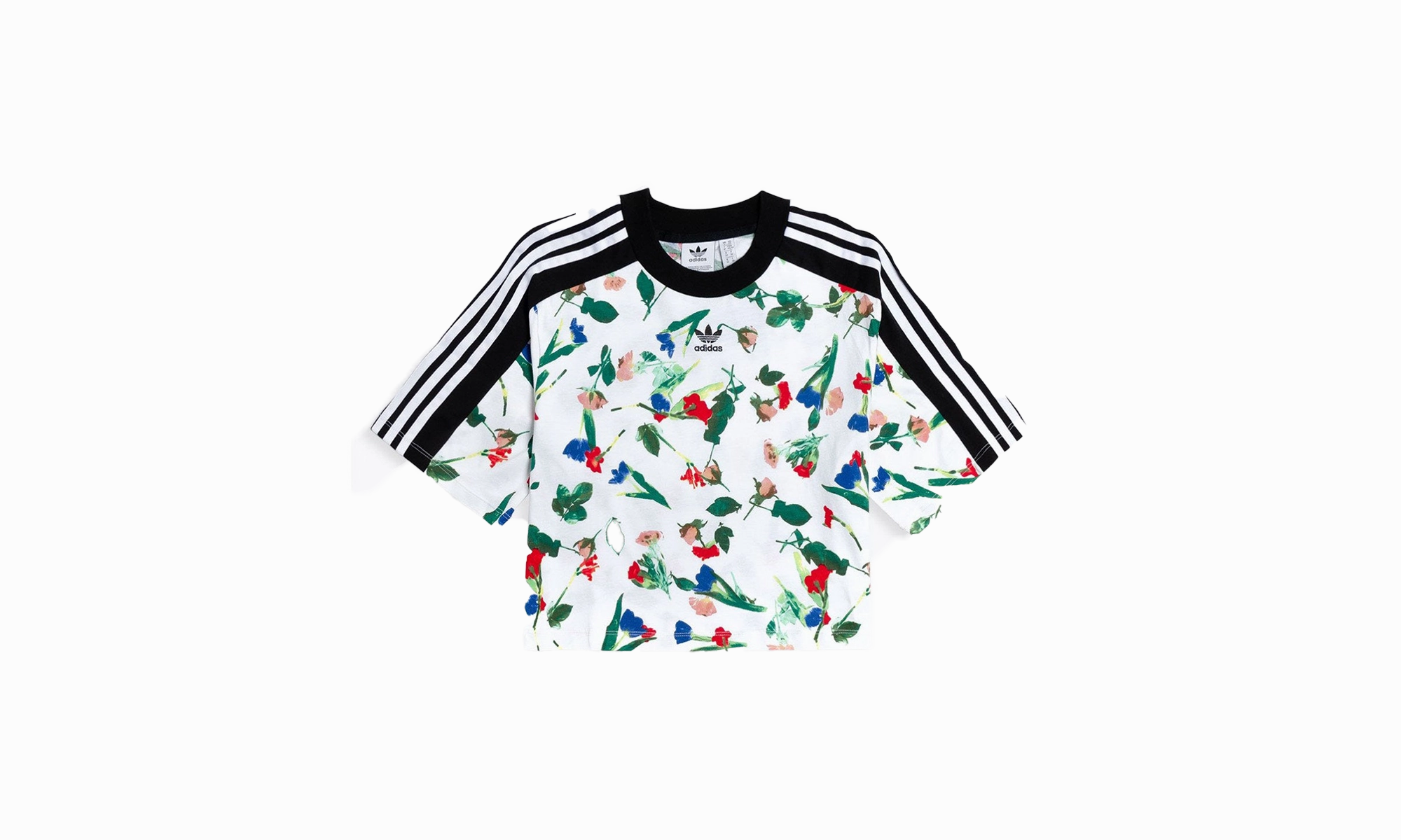 Cropped Allover Print Tee Village Charm Shape Hug