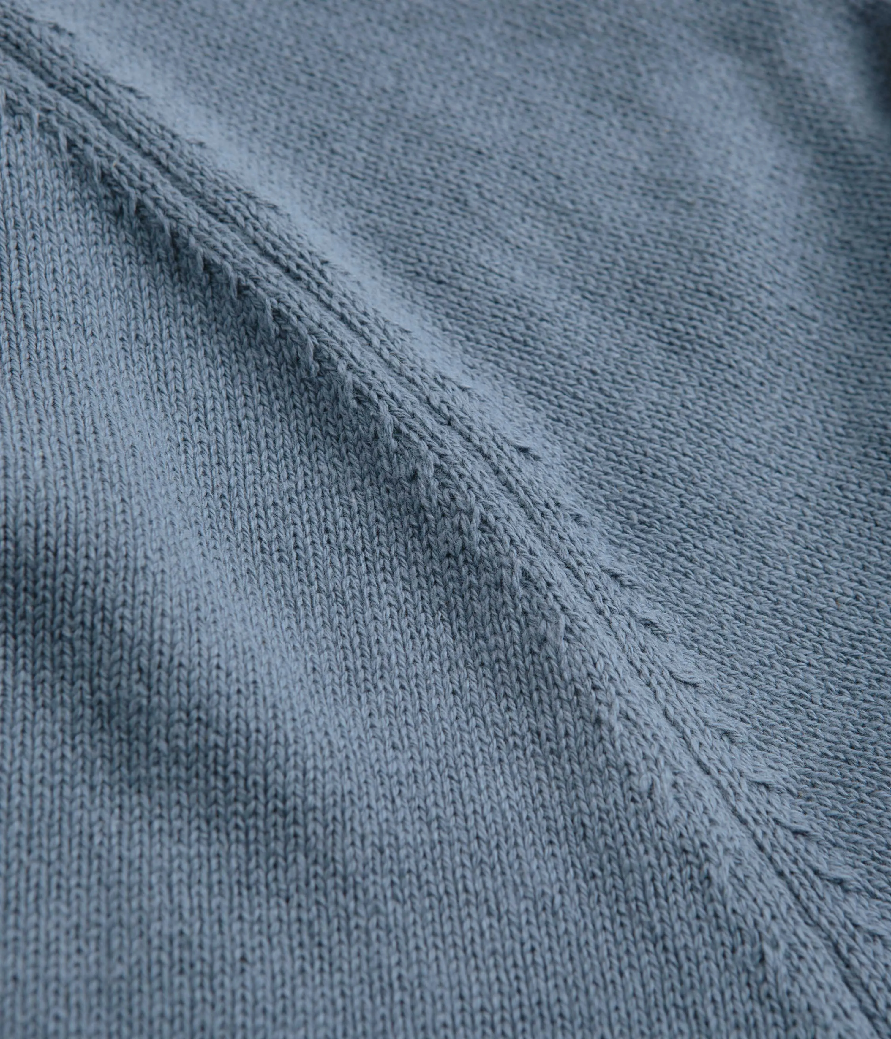 Universal Works David Cardigan - Chambray Core Fit Machine washable