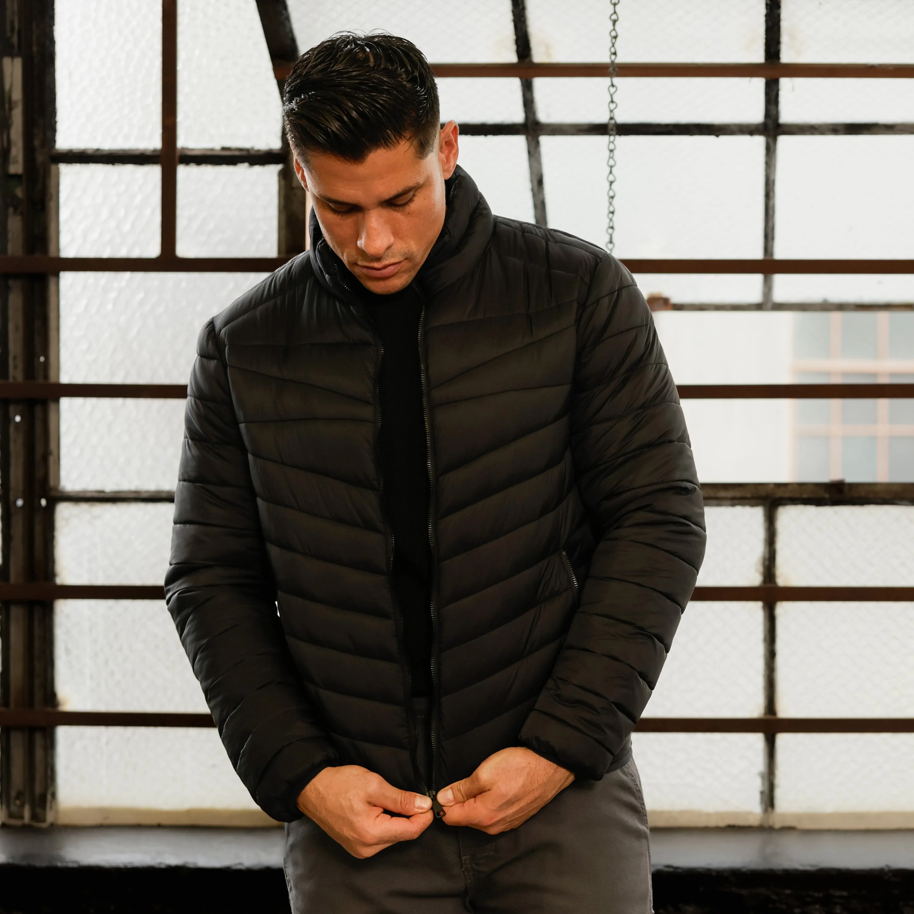 Machine Fit Wind Ease Puffer Jacket - Mens