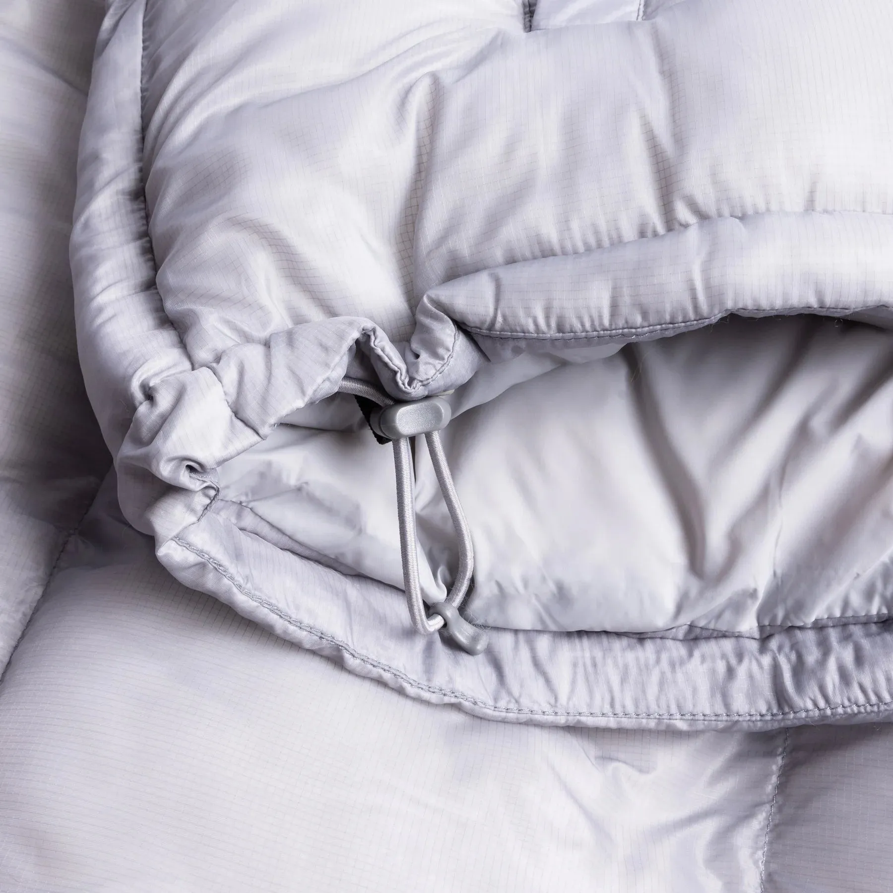 CLASSIC RIPSTOP PUFFER - SILVER Design Edge PunctureResistant Fabric